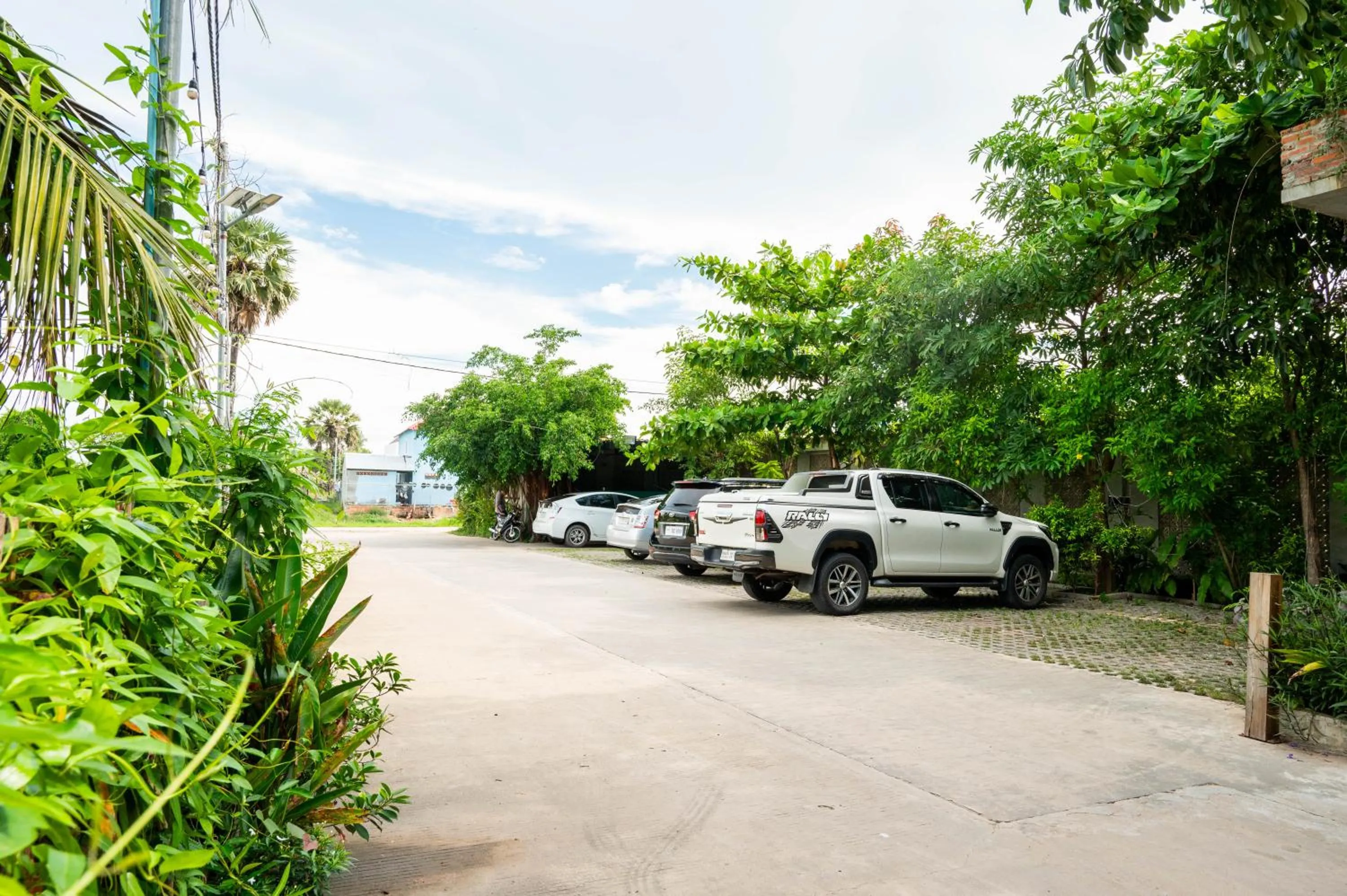 Parking in Kampot Sweet Boutique
