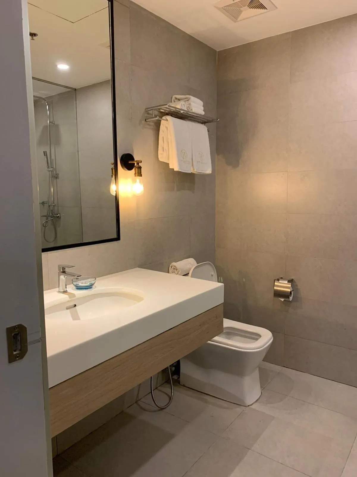 Bathroom in JET Hotel