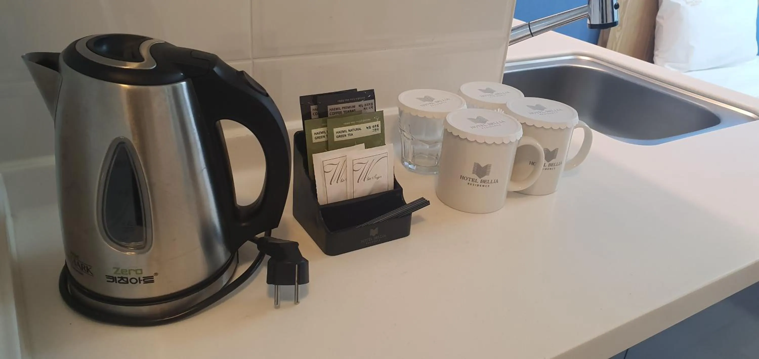 Coffee/Tea Facilities in Hotel Bellia