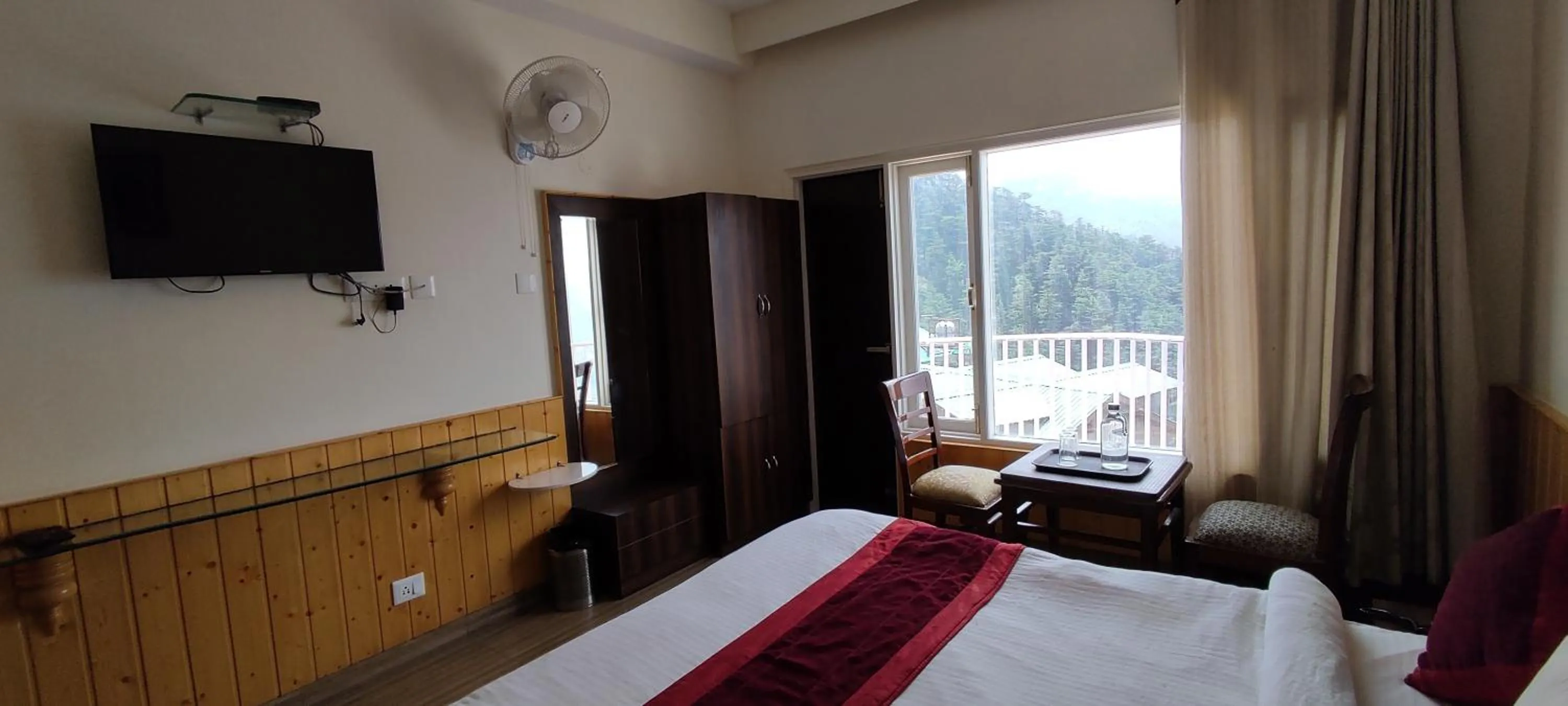 Bed in Seven Hills Shimla by Him Haults Hospitality