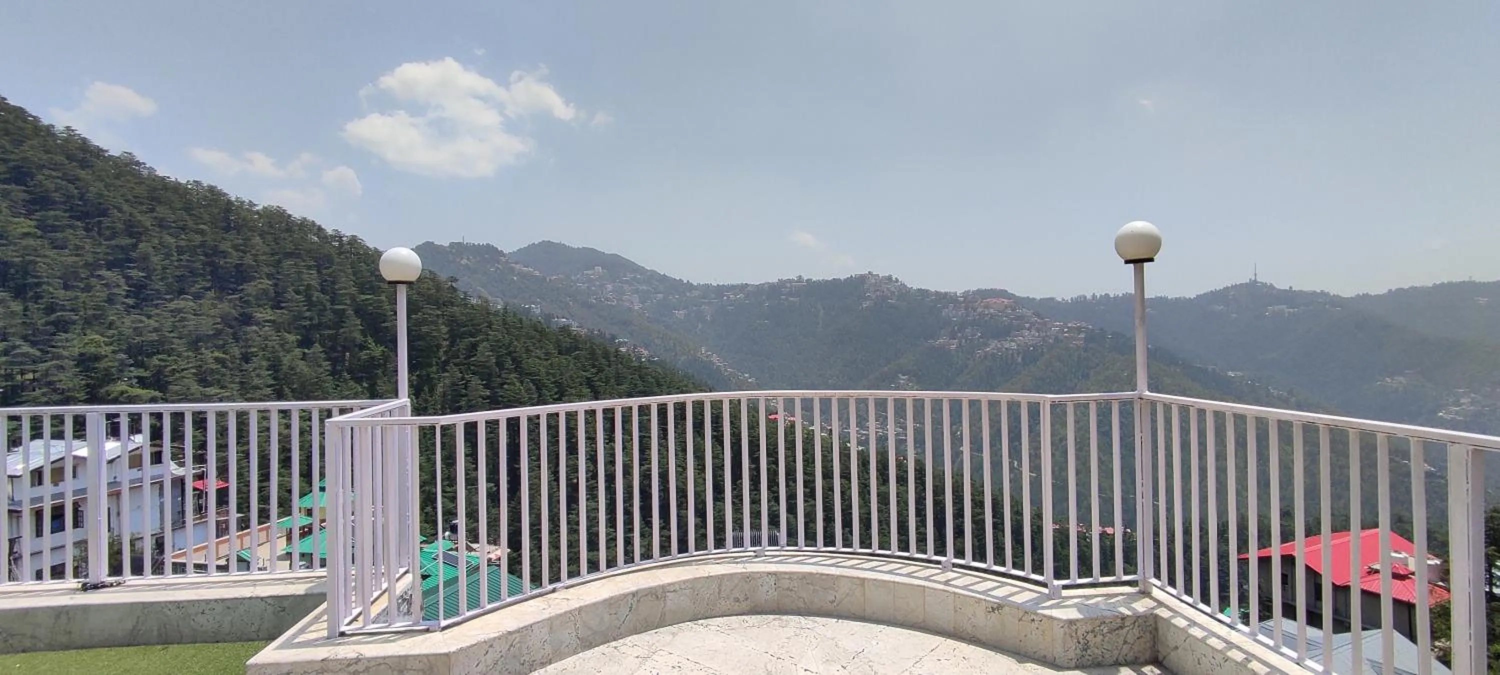 Balcony/Terrace in Seven Hills Shimla by Him Haults Hospitality