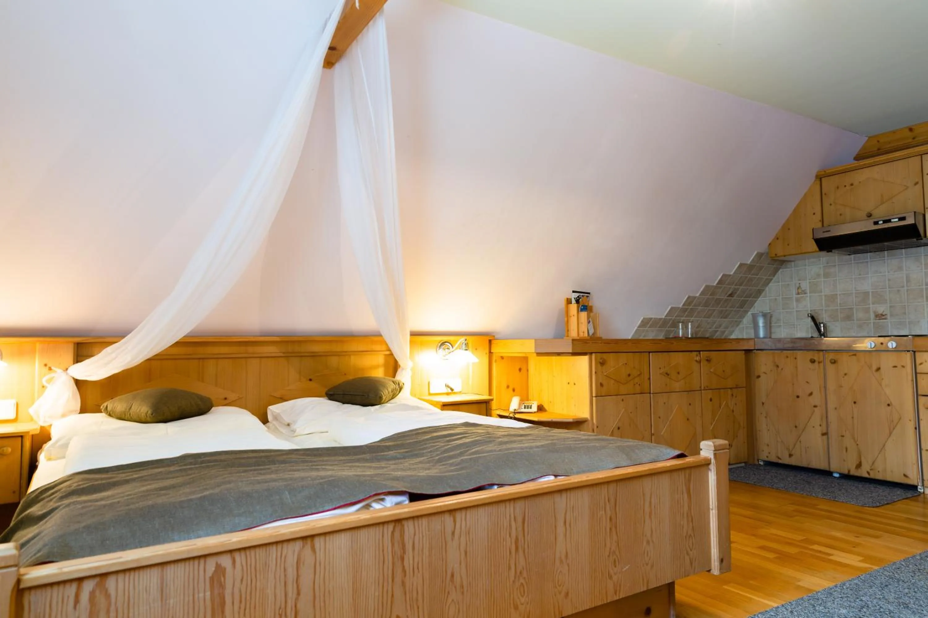 Bedroom, Bed in Scharfegger's Raxalpenhof - Zuhause am Land