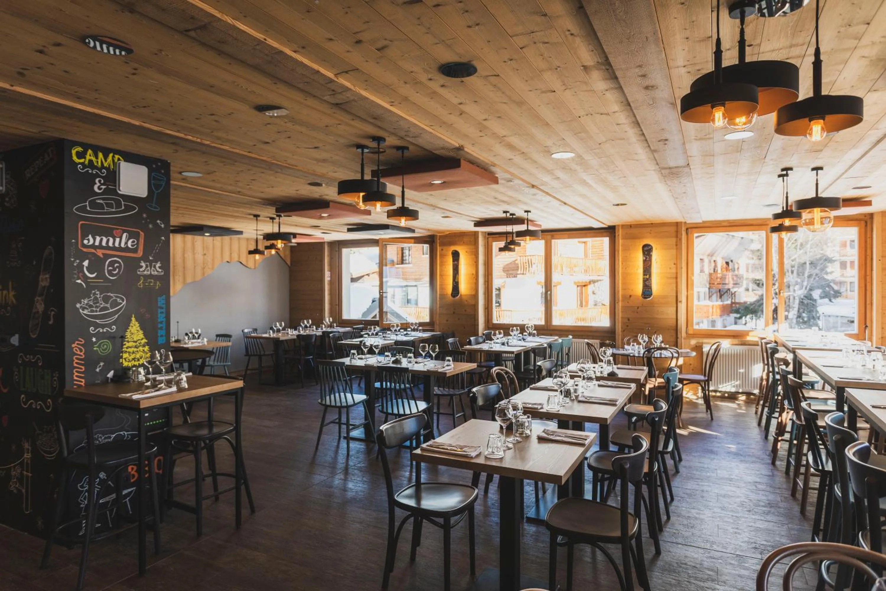 Restaurant/places to eat in Hotel Base Camp Lodge - Les 2 Alpes