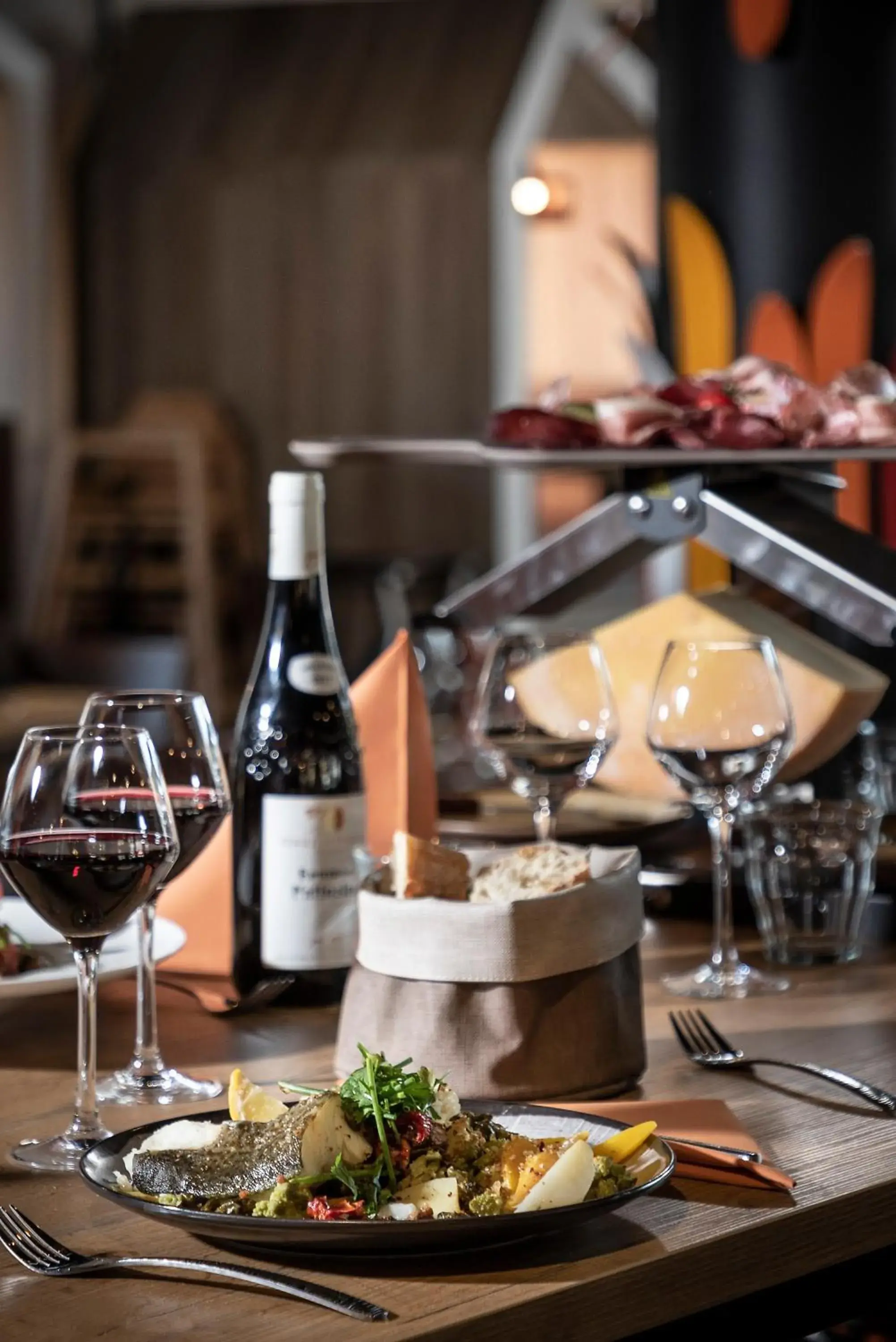 Restaurant/places to eat in Hotel Base Camp Lodge - Les 2 Alpes Restaurant/places to eat in Hotel Base Camp Lodge - Les 2 Alpes