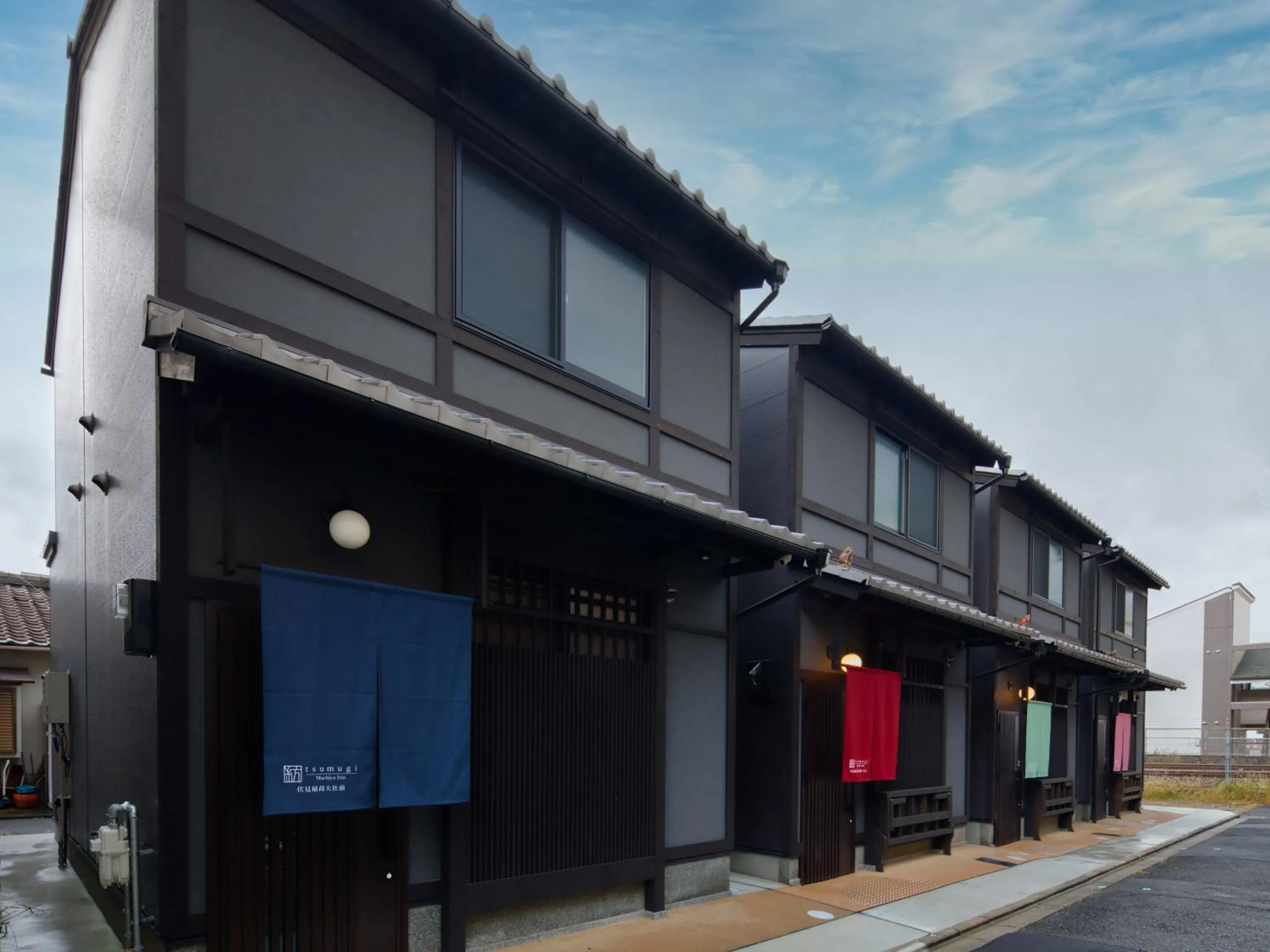 Property building in Kanade Fushimiinari-Taishame
