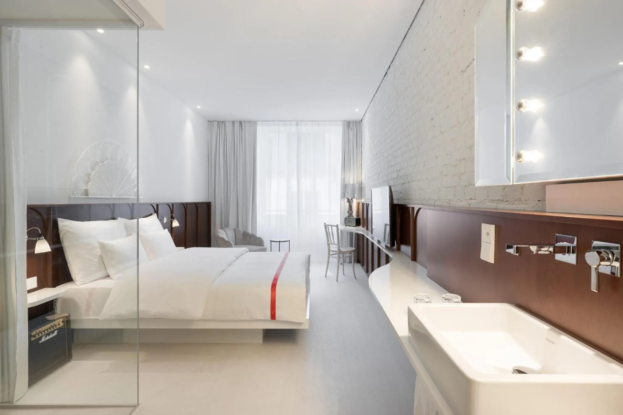 Photo of the whole room, Bed in Ruby Mimi Hotel Zurich