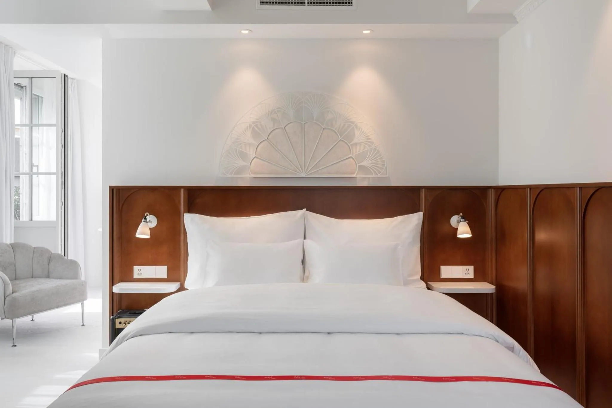 Photo of the whole room, Bed in Ruby Mimi Hotel Zurich