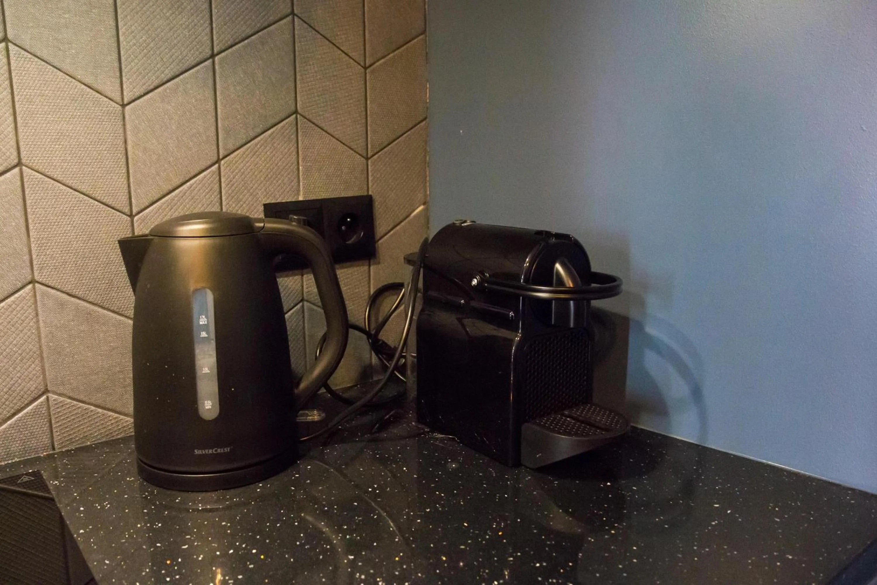 Coffee/tea facilities in Mona Lisa by Rentoom