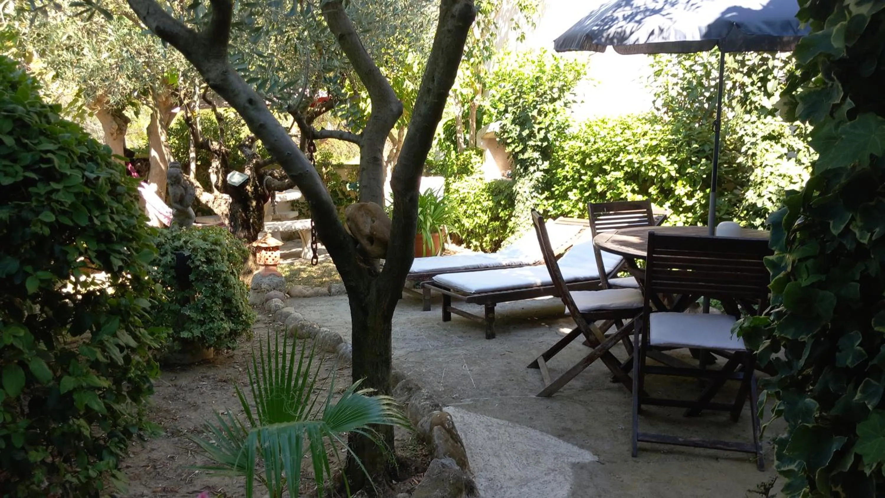 Balcony/Terrace in La Sapiniére -chambres climatisées