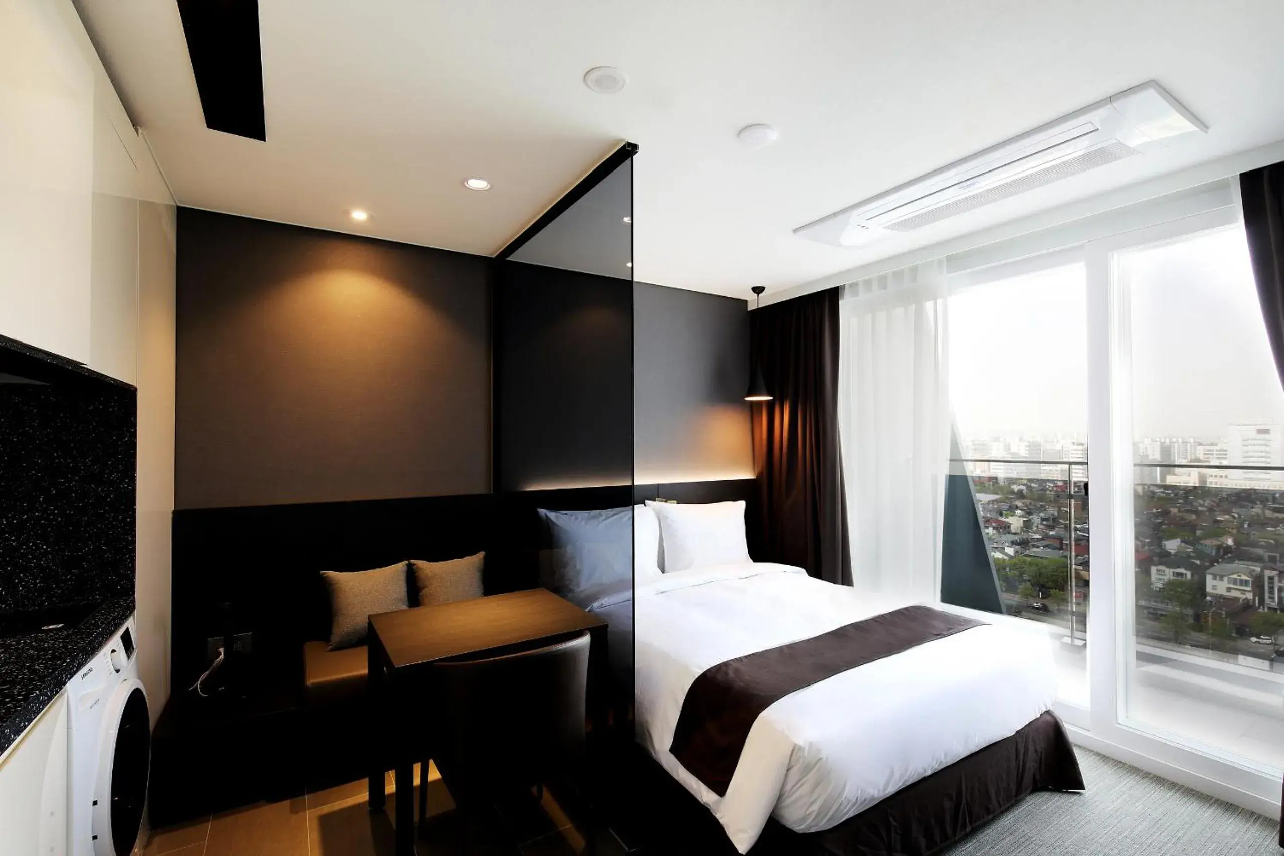 Photo of the whole room in Kintex by K-tree Photo of the whole room in Kintex by K-tree