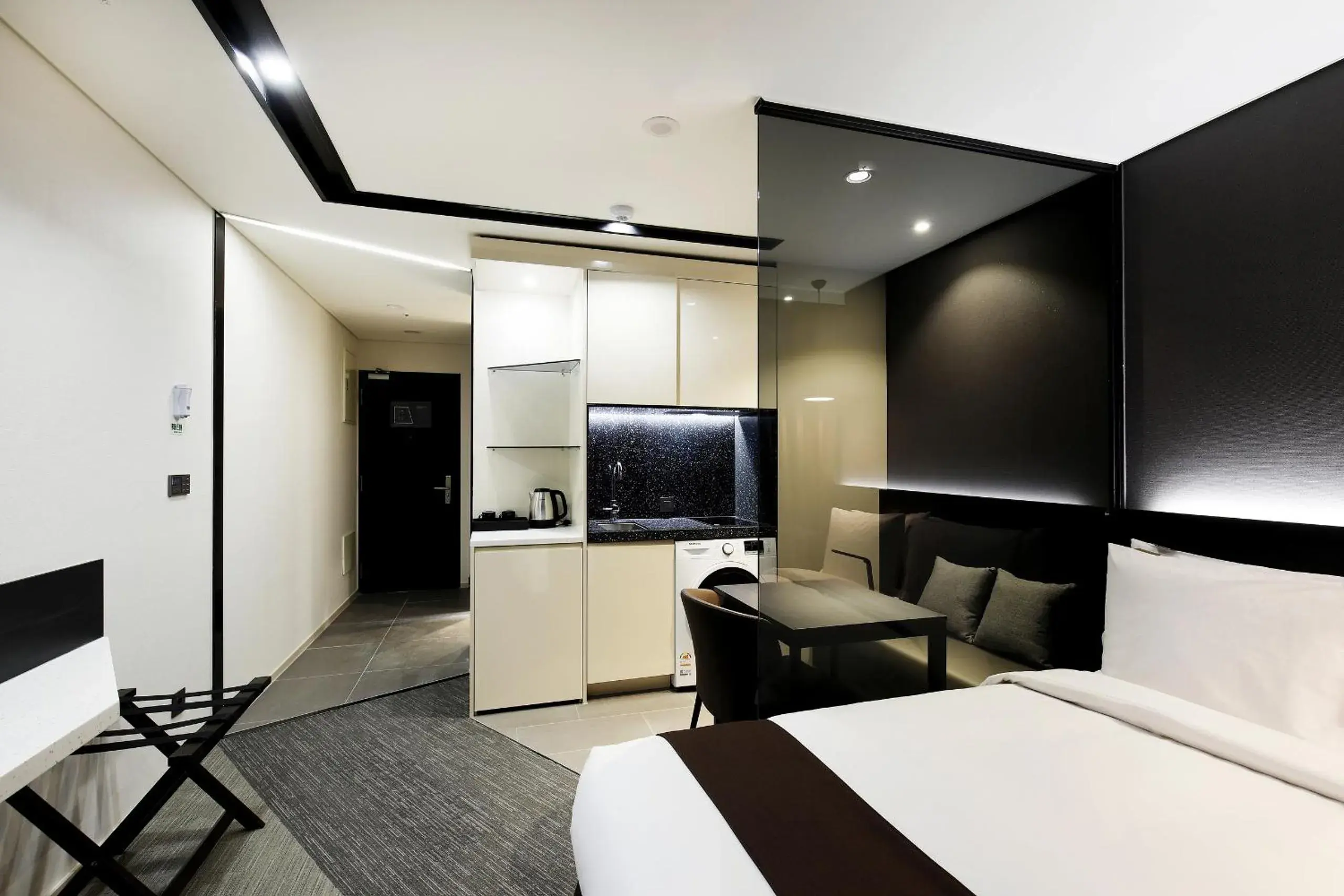 Photo of the whole room in Kintex by K-tree Photo of the whole room in Kintex by K-tree