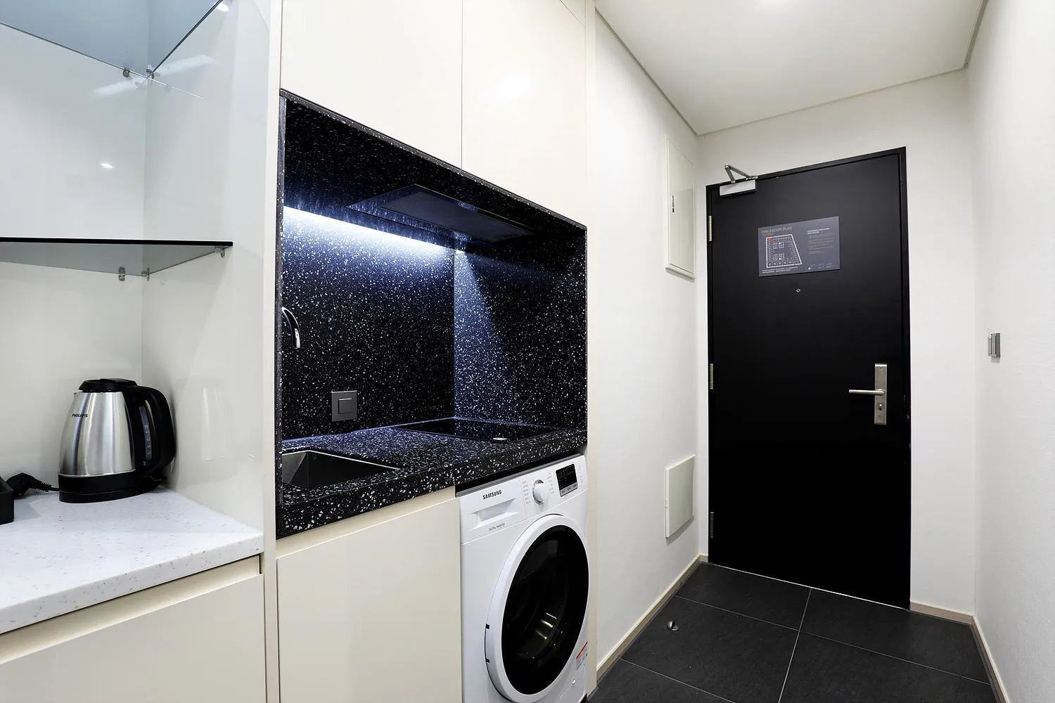 Coffee/tea facilities in Kintex by K-tree