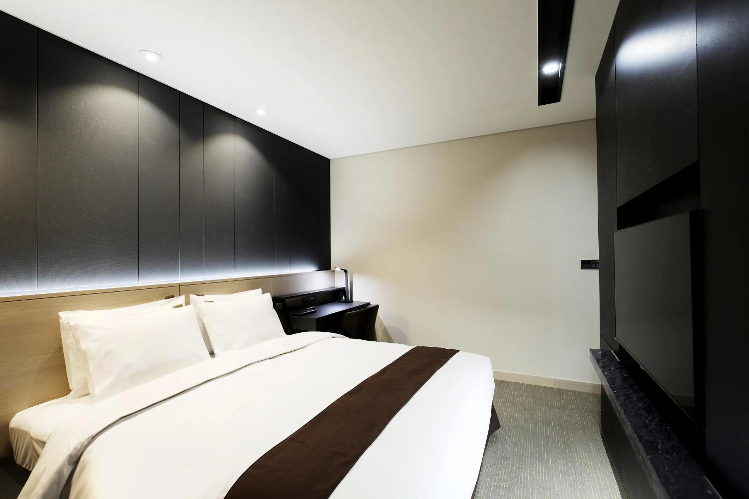 Photo of the whole room in Kintex by K-tree