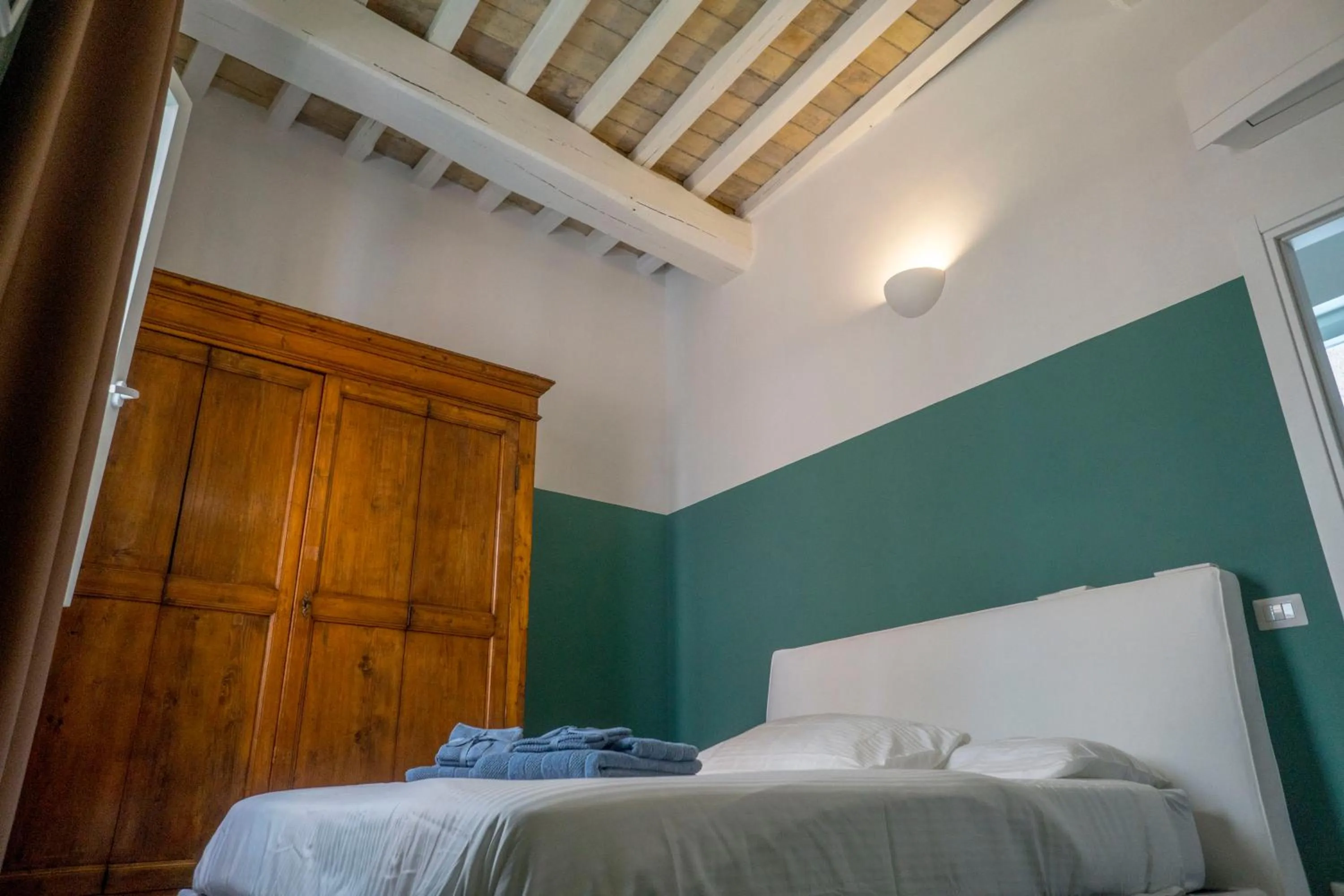 Bedroom, Bed in Navona Open Space Apartments