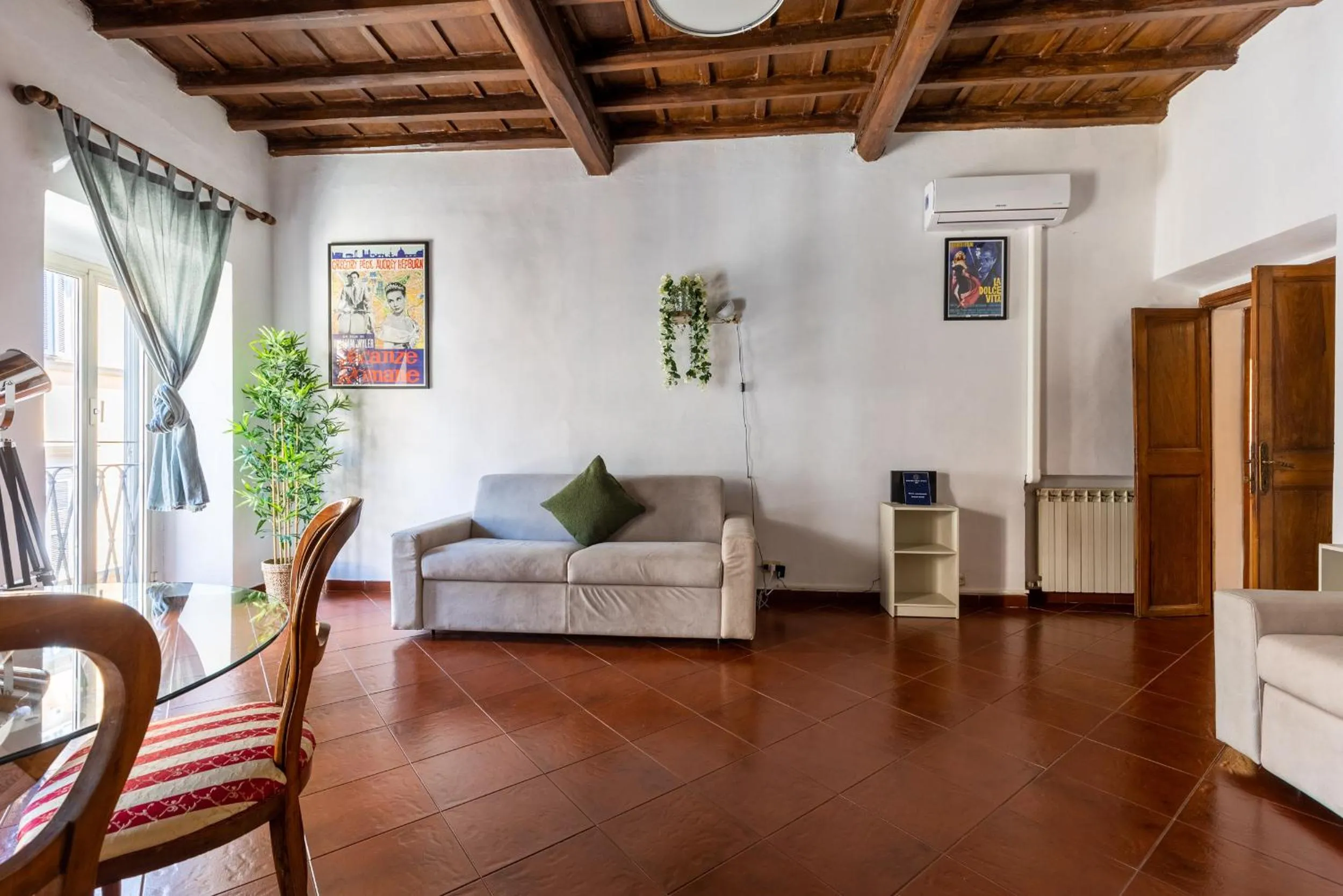 Lounge or bar in Navona Open Space Apartments