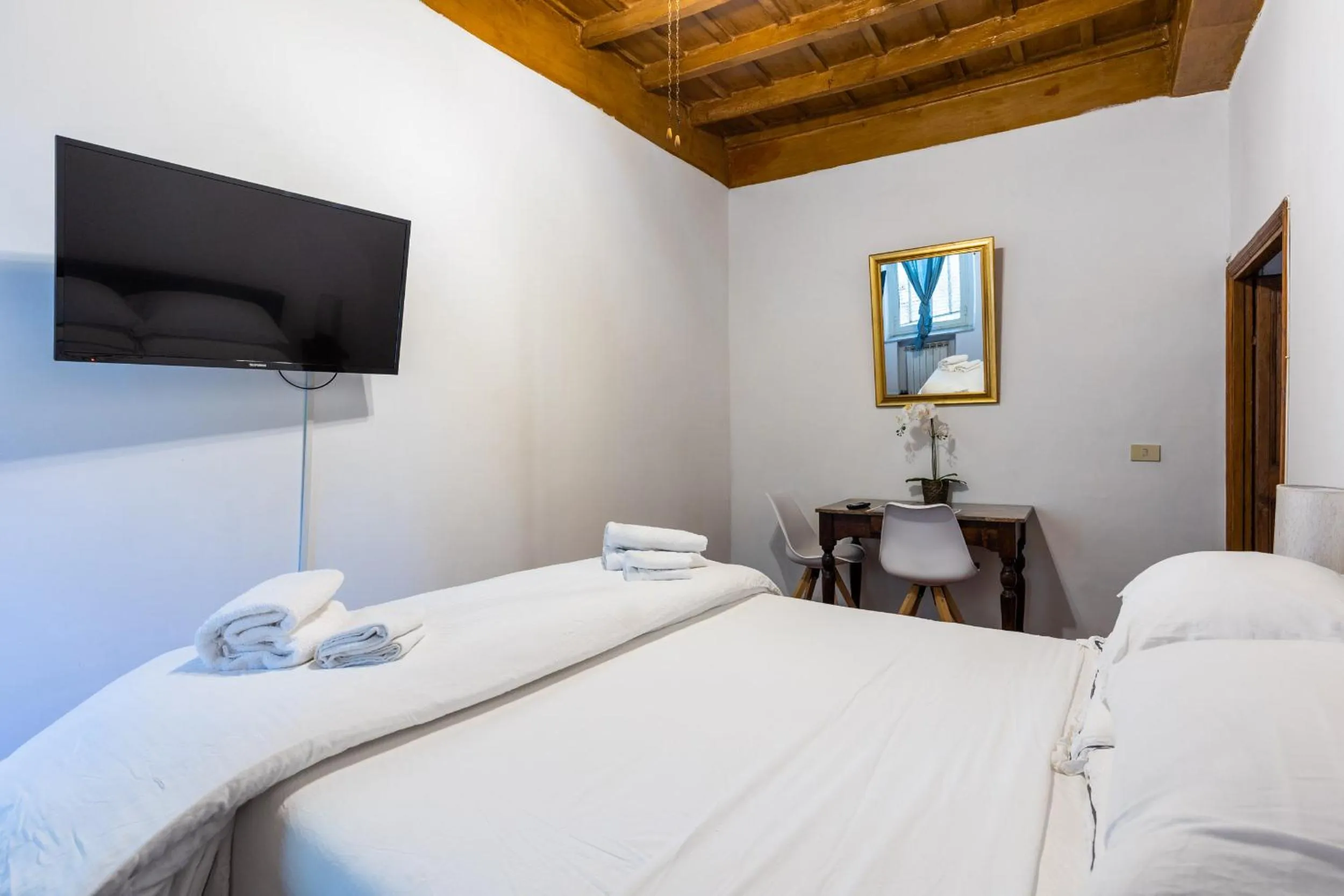 Bedroom, Bed in Navona Open Space Apartments