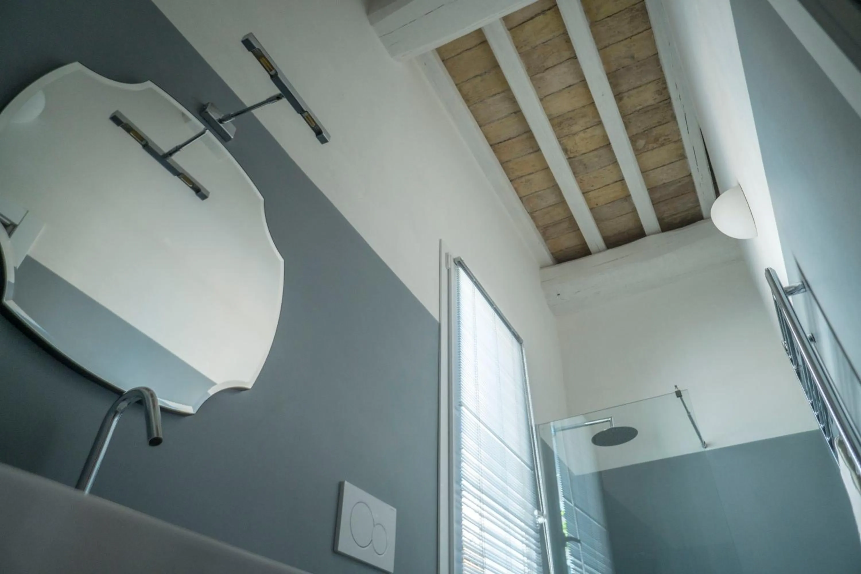 Bathroom in Navona Open Space Apartments
