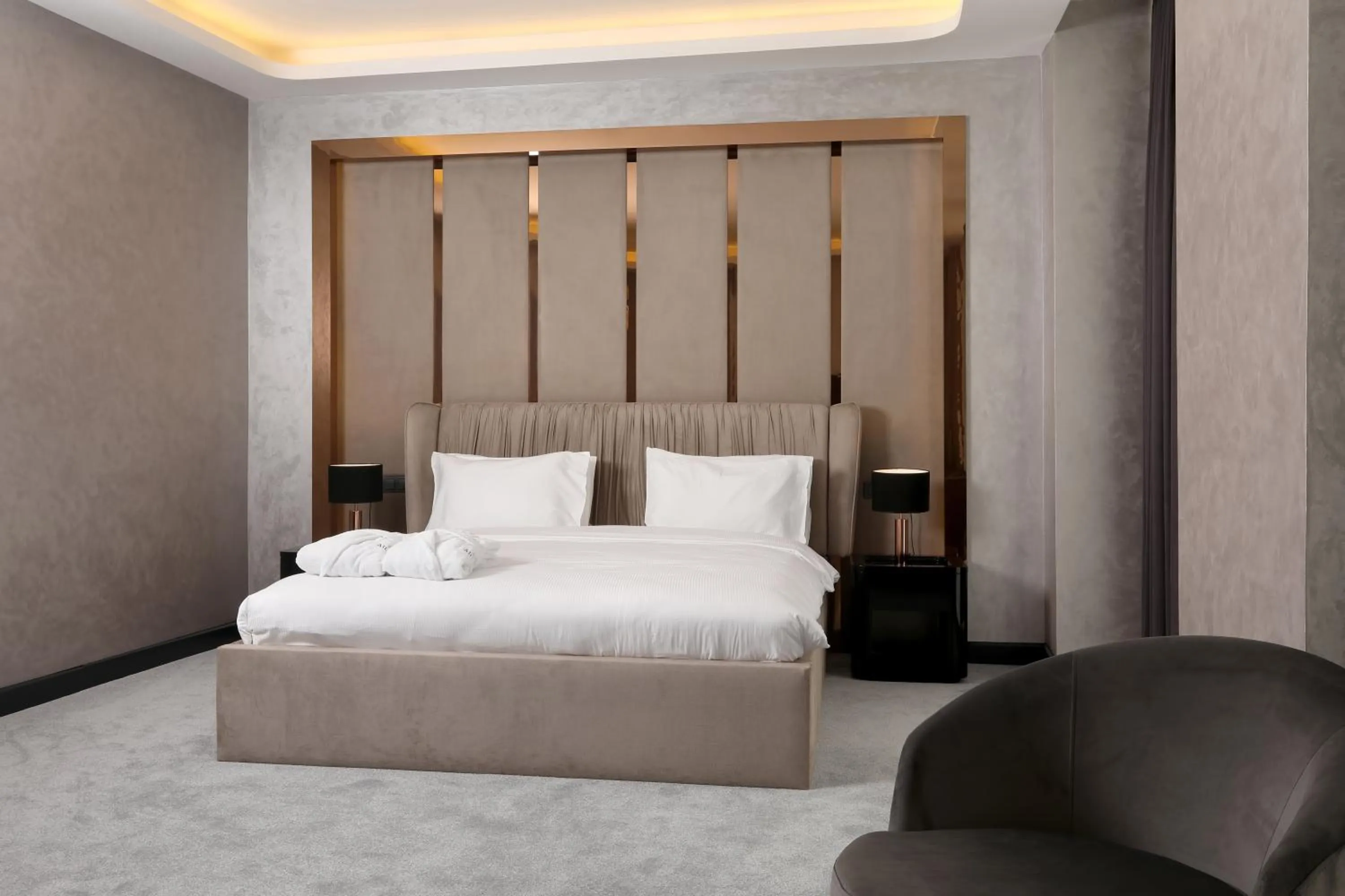 Bed in Aileena Hotel & Villas