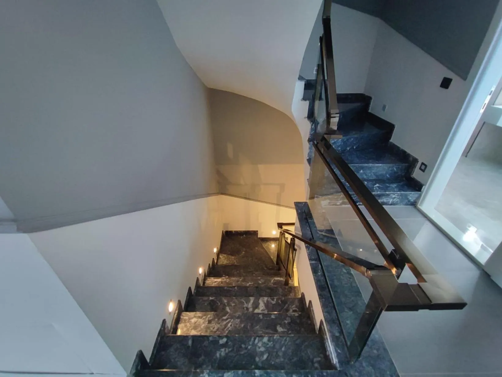 Massage in Aileena Hotel & Villas