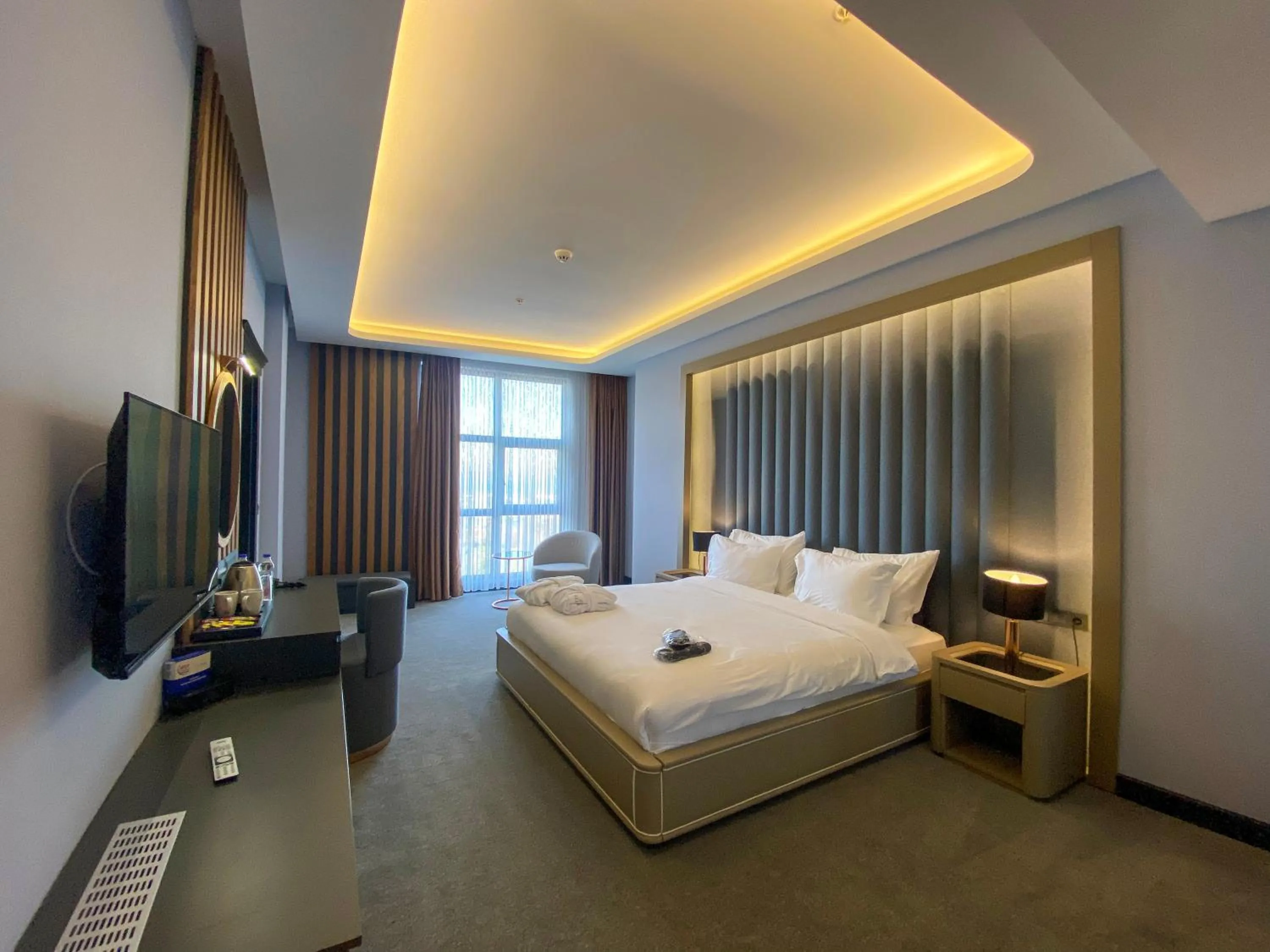 Photo of the whole room, Bed in Aileena Hotel & Villas