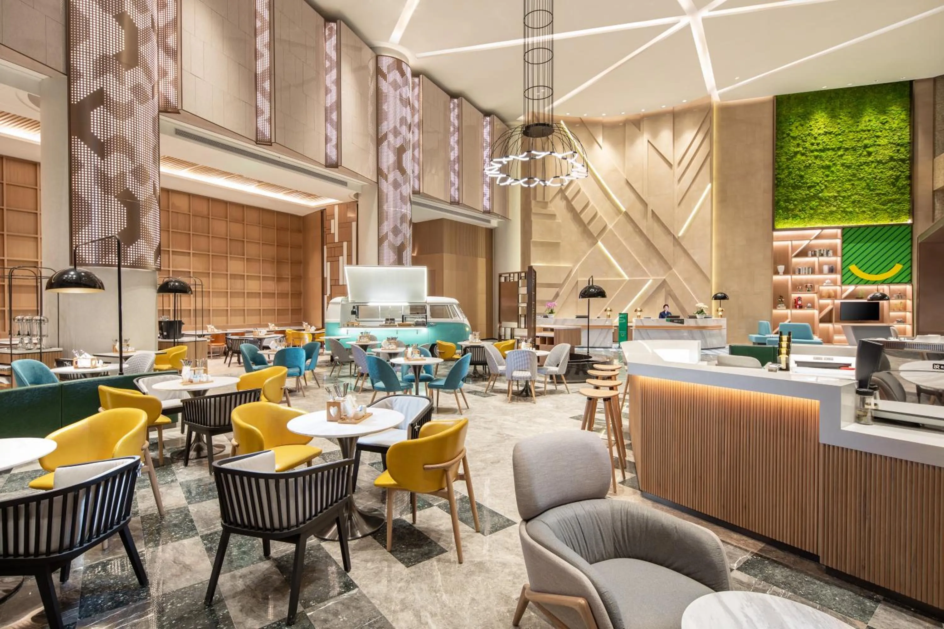 Property building in Holiday Inn Shanghai Nanjing Road by IHG