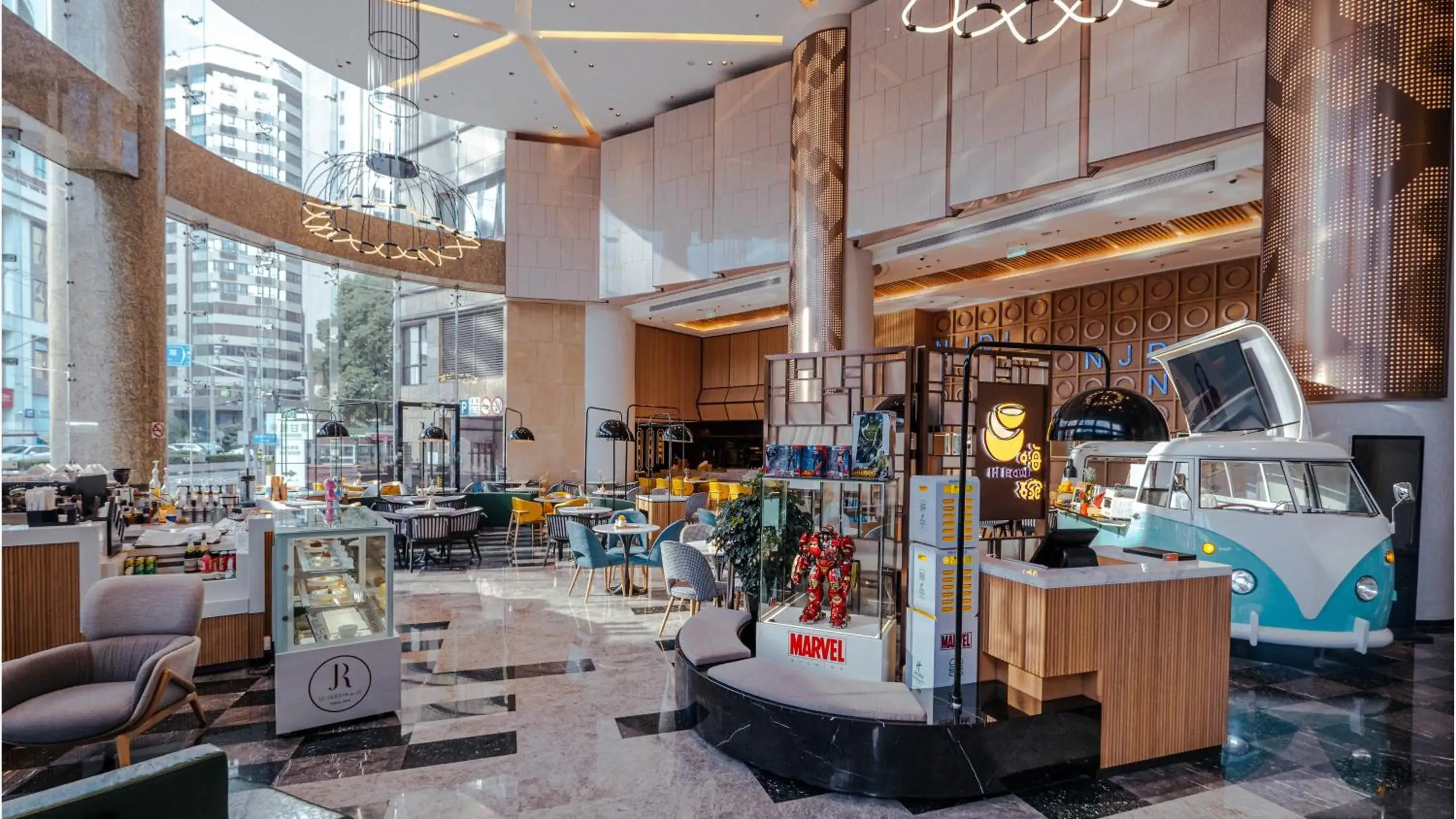 Restaurant/places to eat in Holiday Inn Shanghai Nanjing Road by IHG Restaurant/places to eat in Holiday Inn Shanghai Nanjing Road by IHG