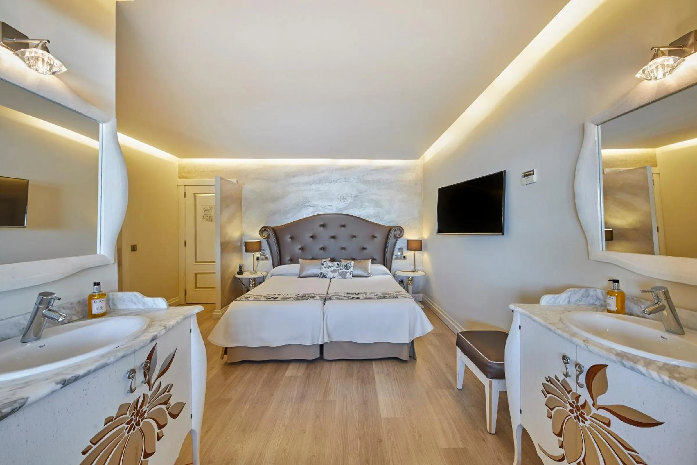 Bedroom, Bed in El Coto Boutique & Spa Hotel
