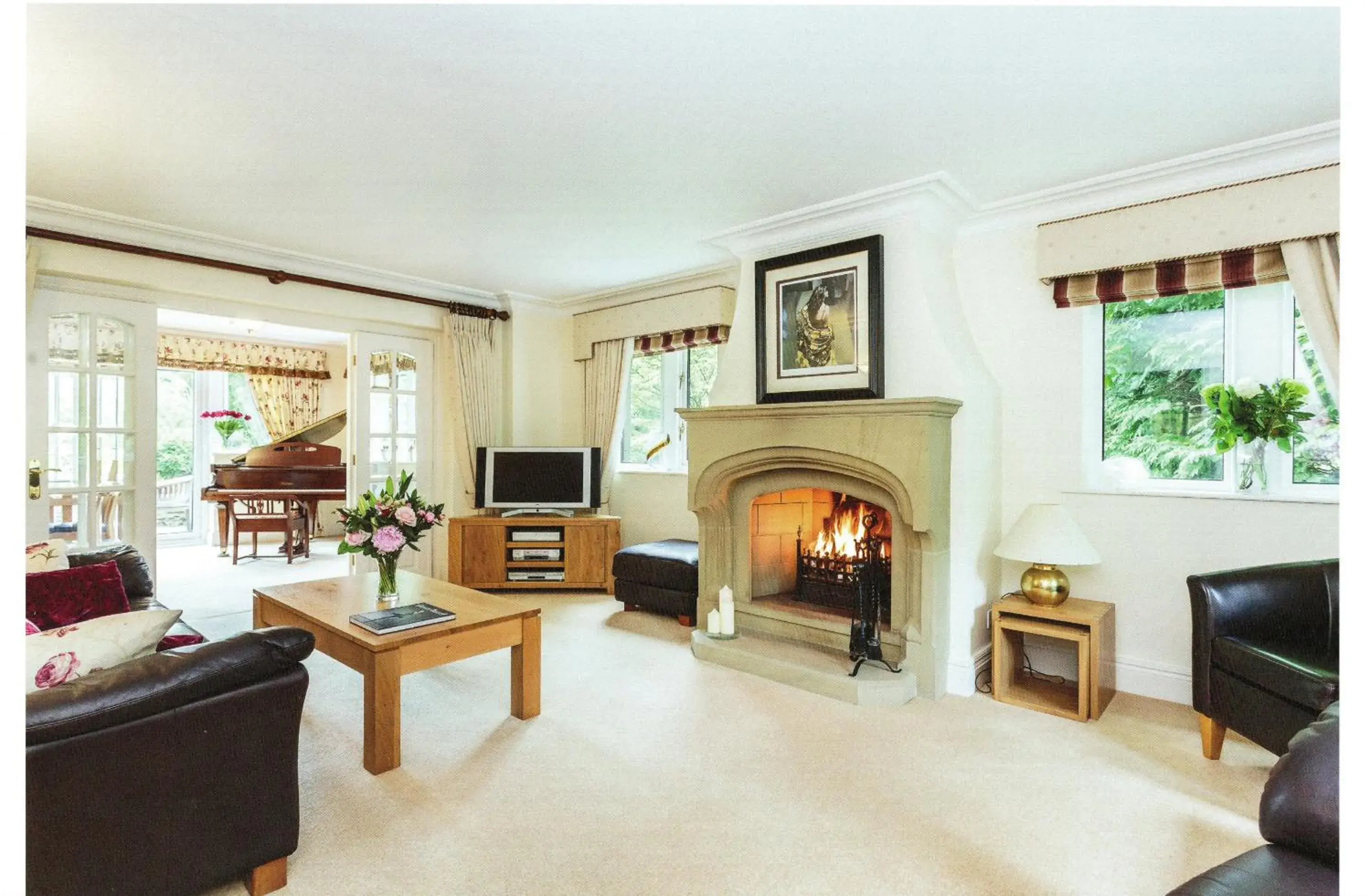 Living room in Cleveliot House Living room in Cleveliot House