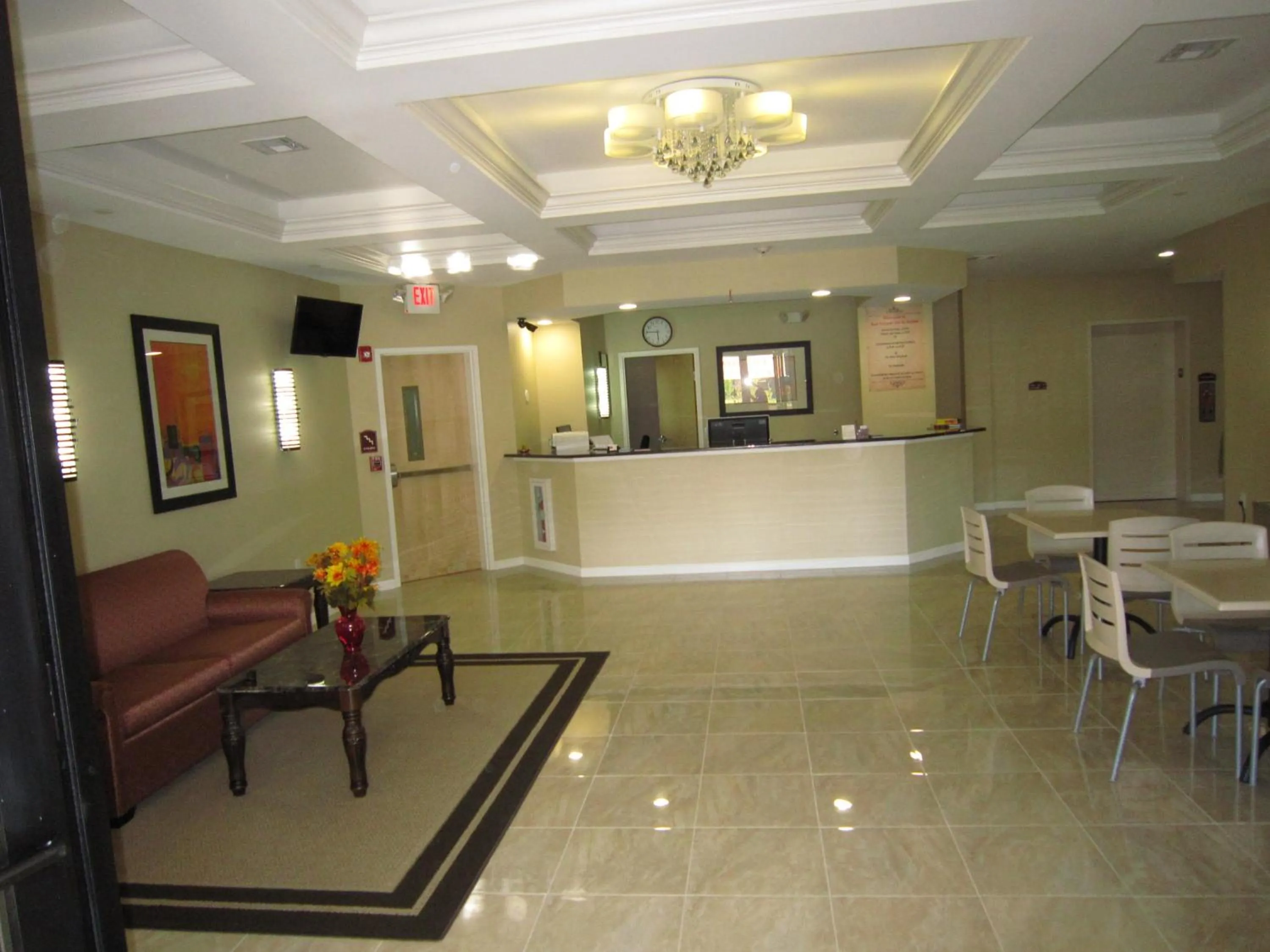 Lobby or reception in Red Carpet Inn and Suites Monmouth Junction