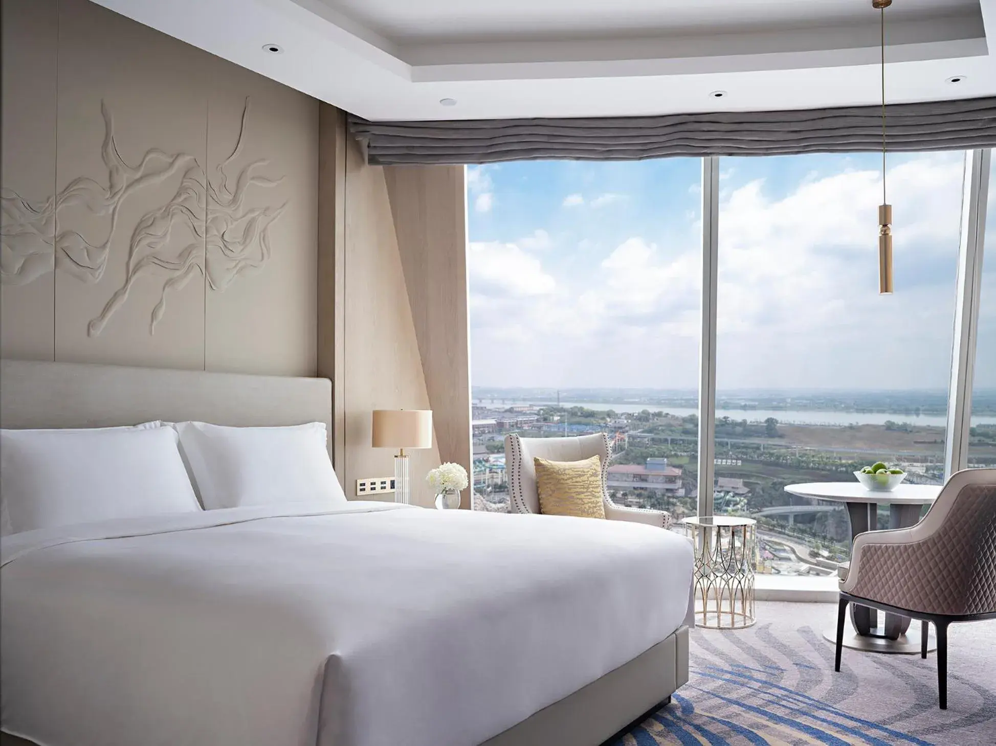 Superior King Room in Langham Place Changsha Superior King Room in Langham Place Changsha