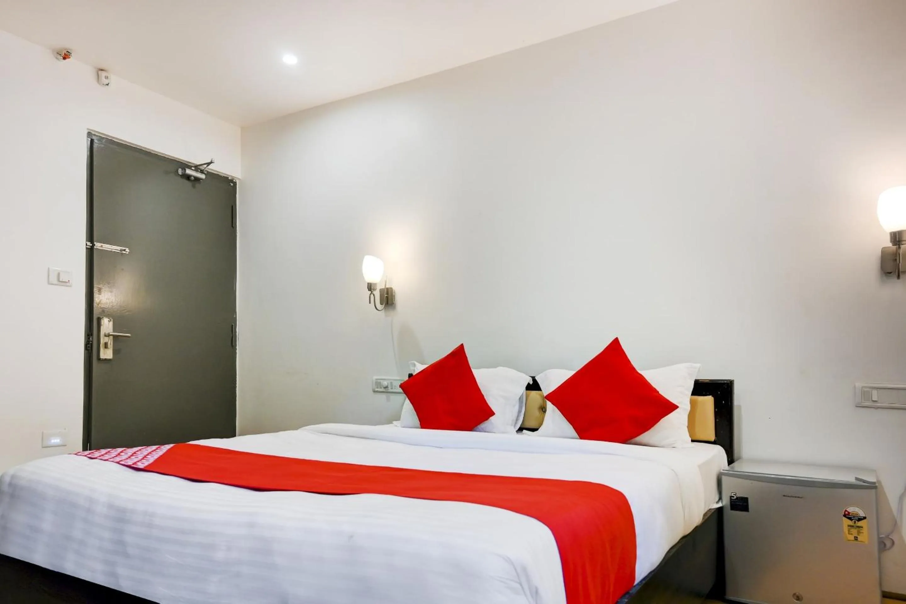 Bedroom, Bed in Super Town House HI5 Aditya International