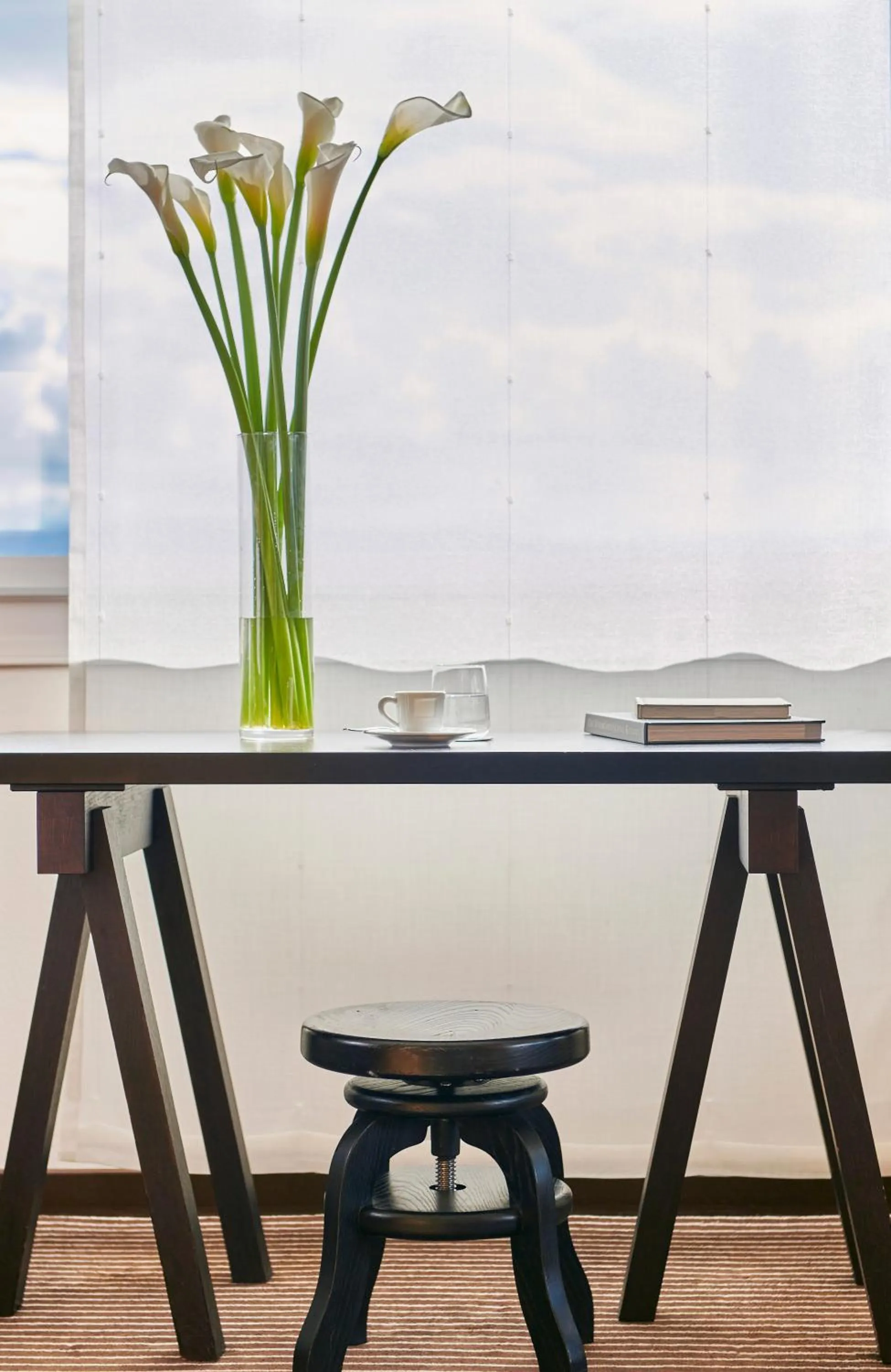 hair dresser in InterContinental Genève by IHG