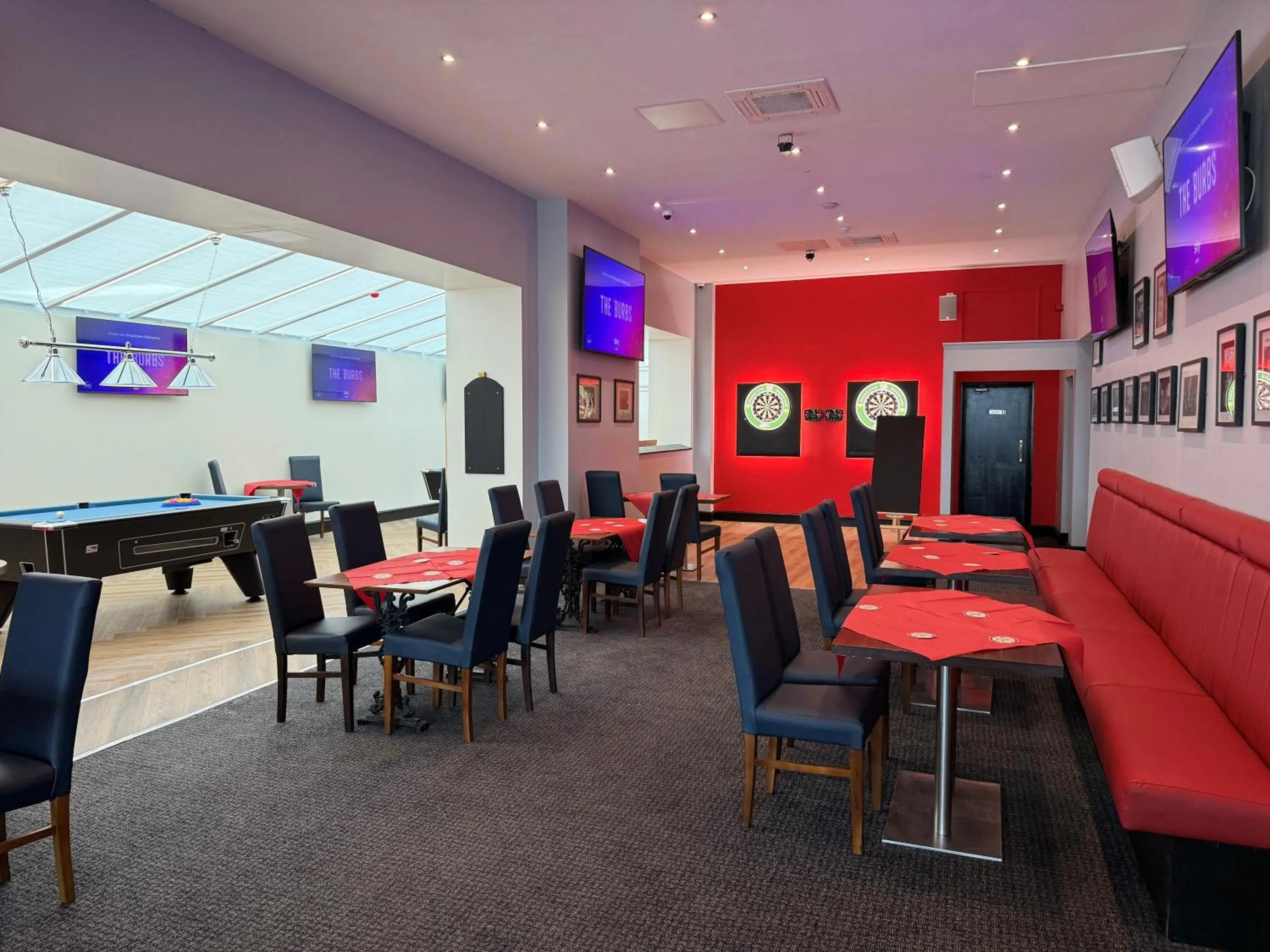 Restaurant/places to eat in The Grand Hotel