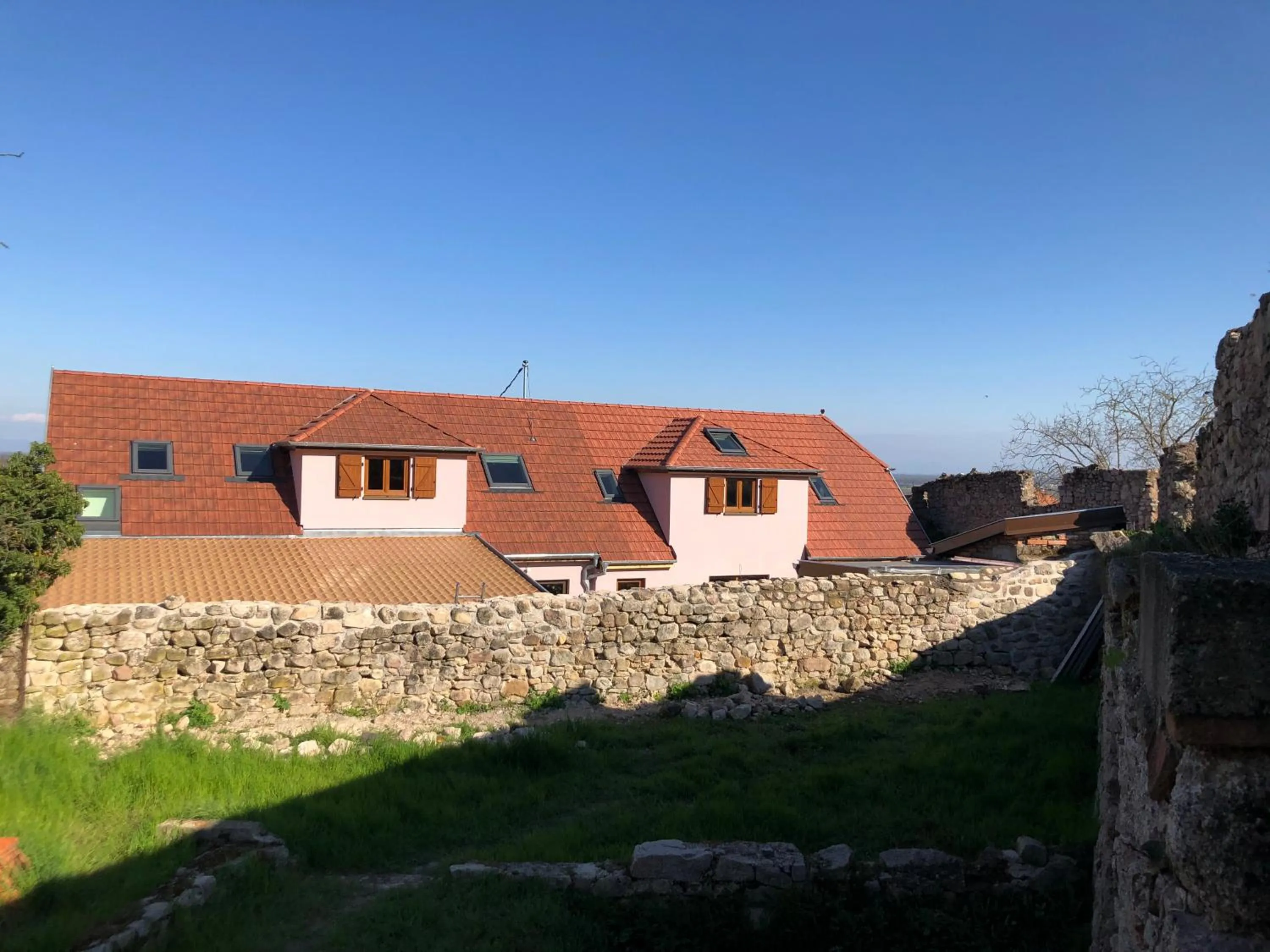 Property building in Le Refuge du Rempart