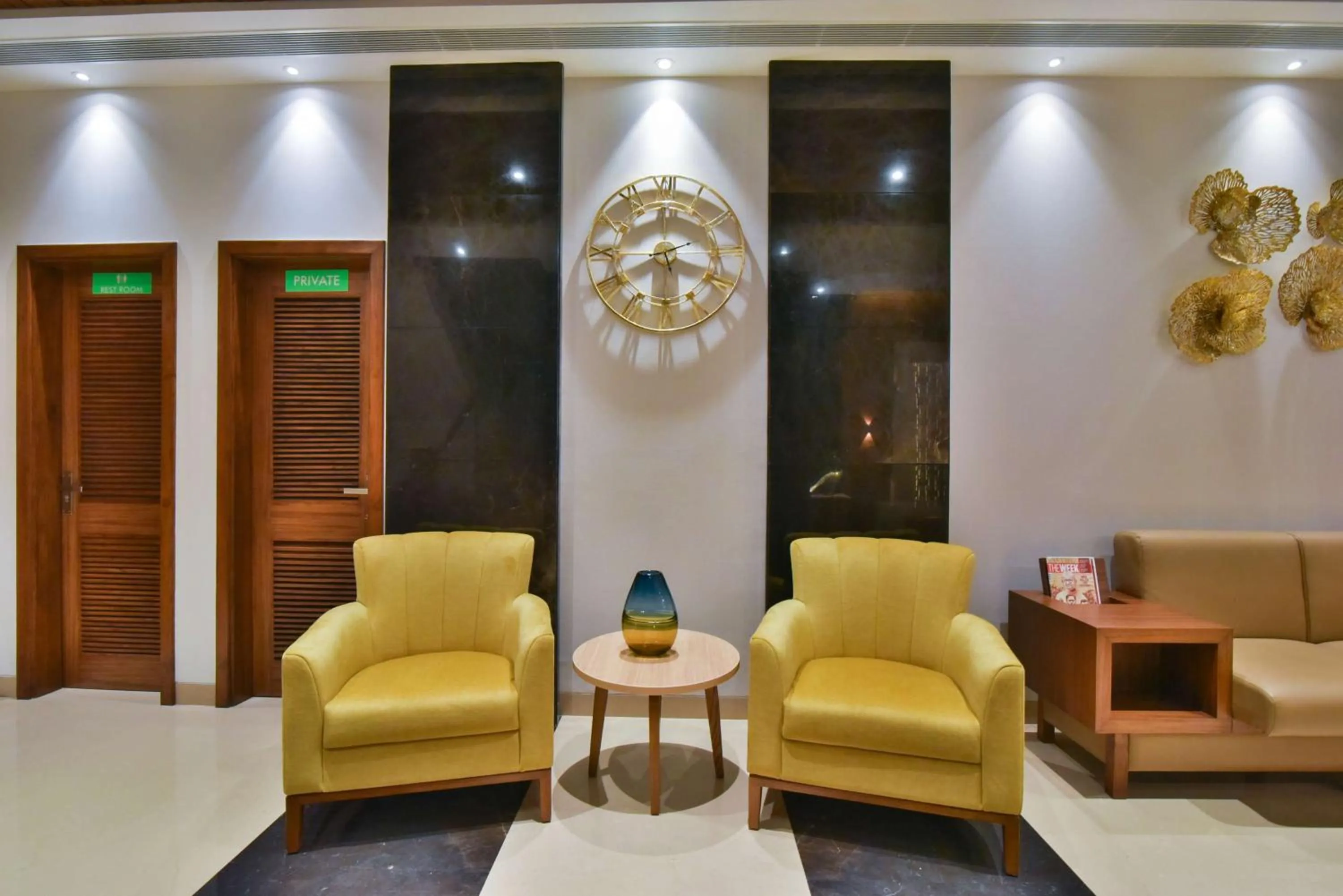 Lobby or reception in SureStay by Best Western Heritage Walk