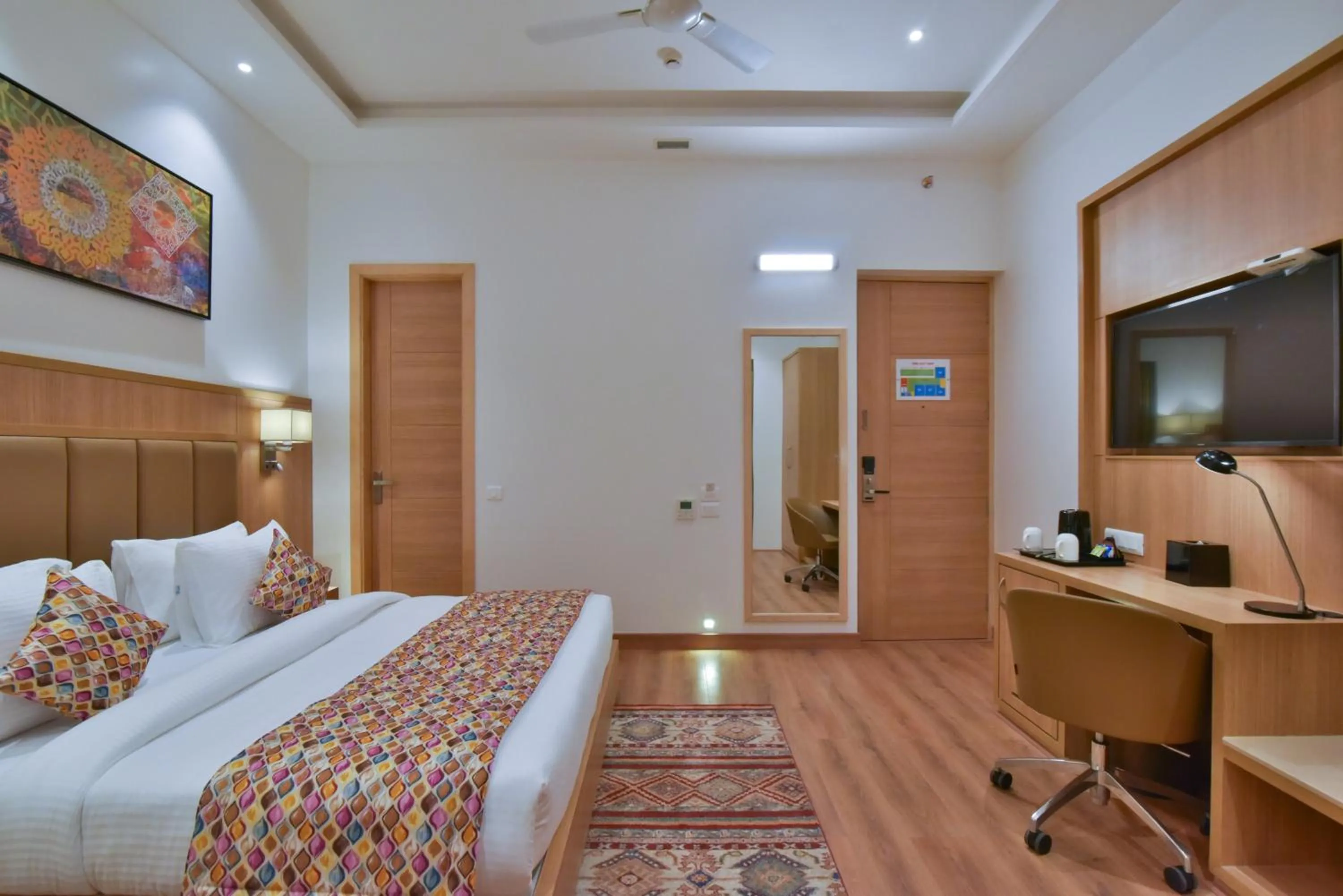 Bedroom, Bed in SureStay by Best Western Heritage Walk