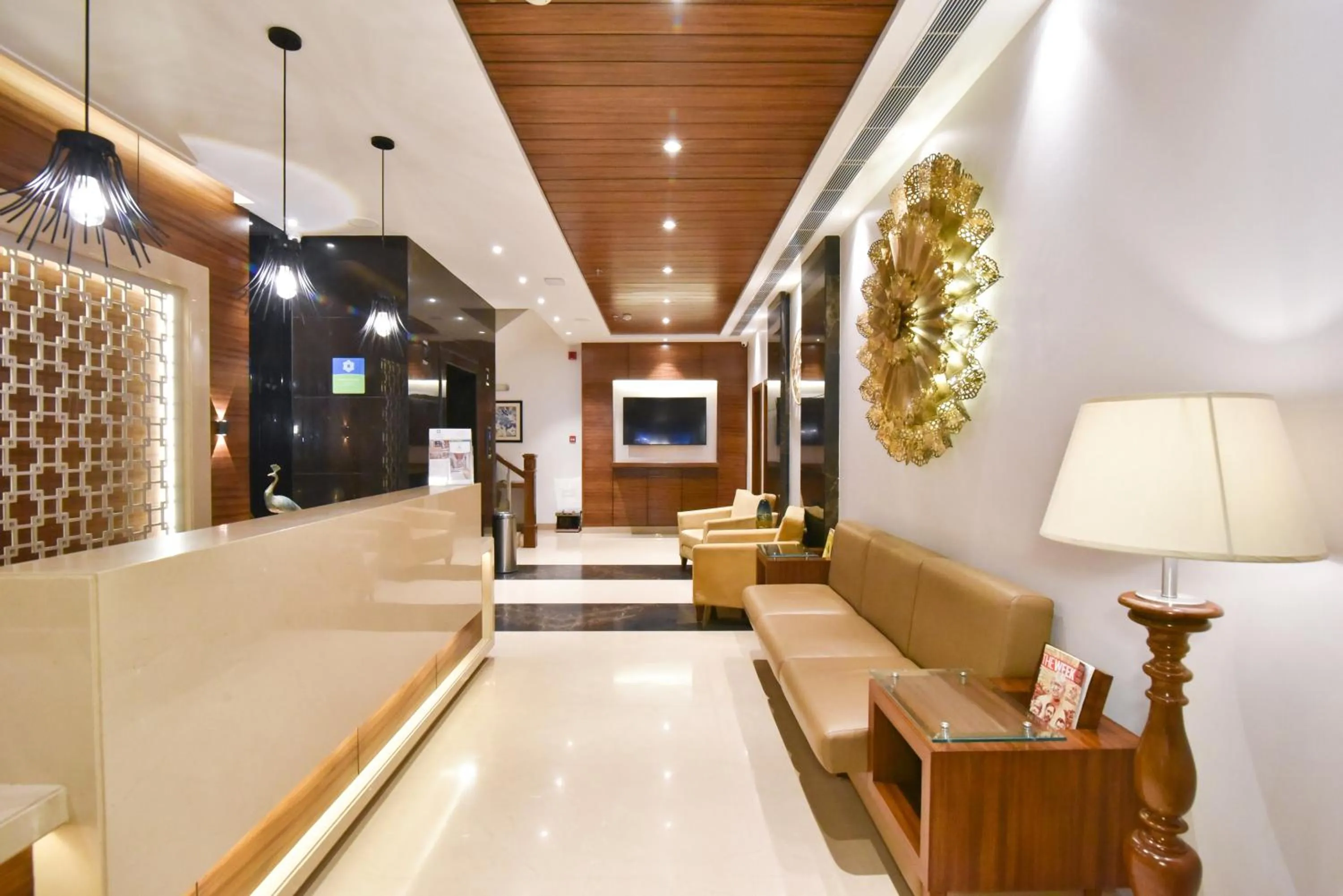 Lobby or reception in SureStay by Best Western Heritage Walk