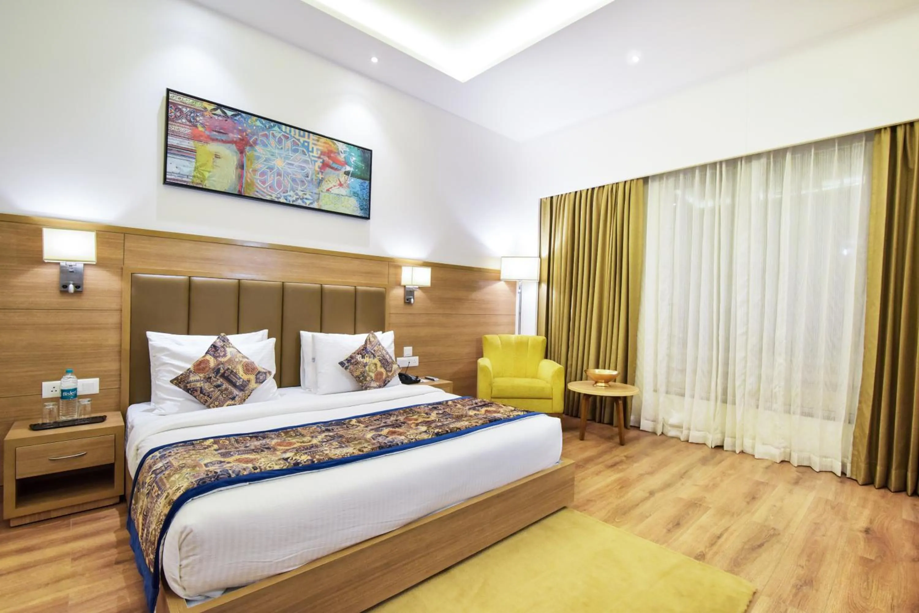 Bedroom, Bed in SureStay by Best Western Heritage Walk