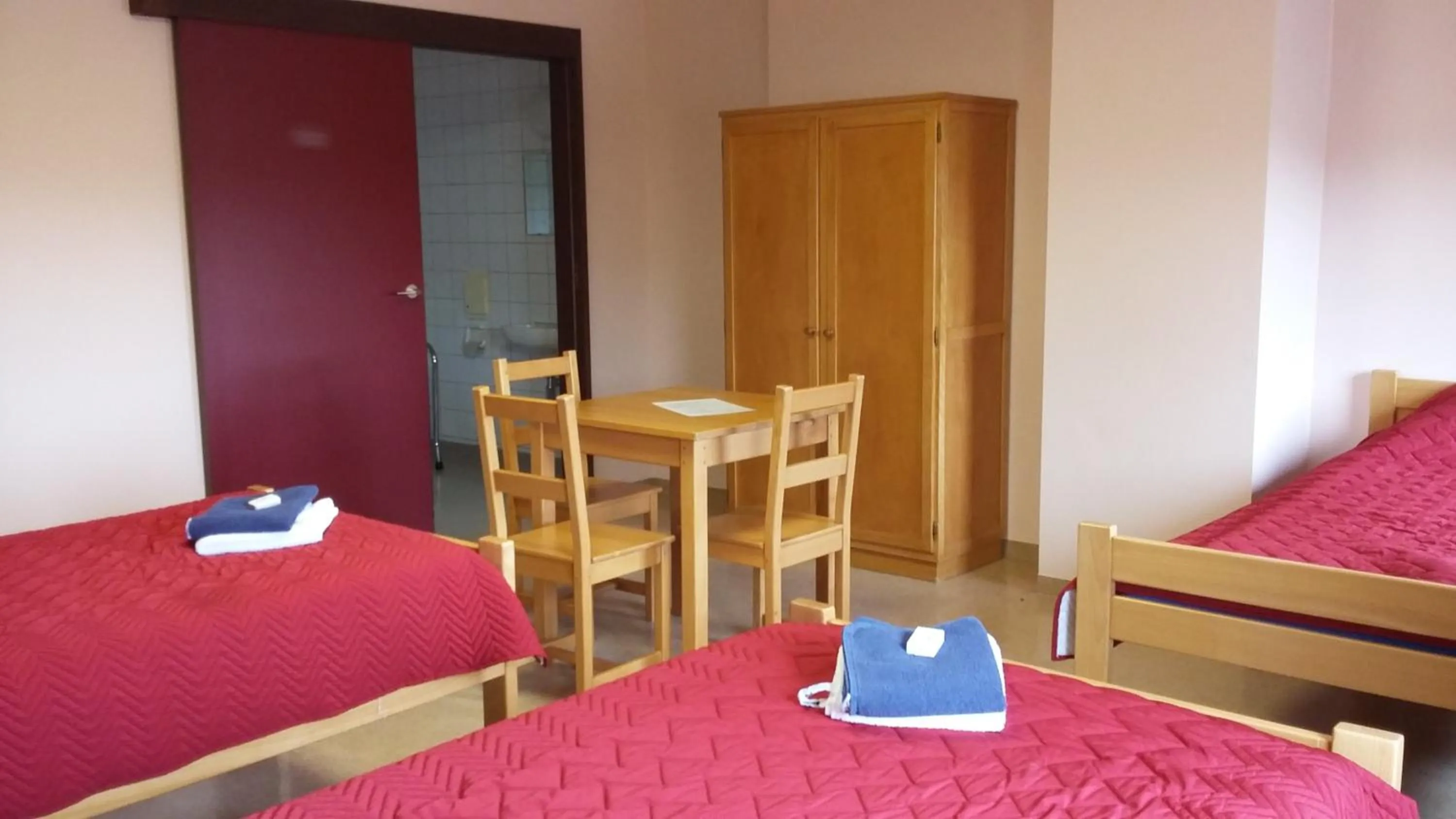 Bedroom, Bed in Chaityfontaine