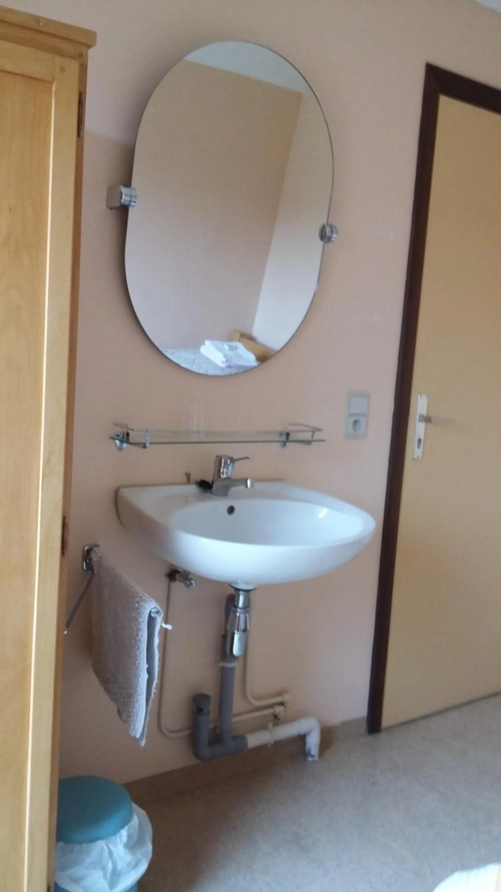 Bathroom in Chaityfontaine