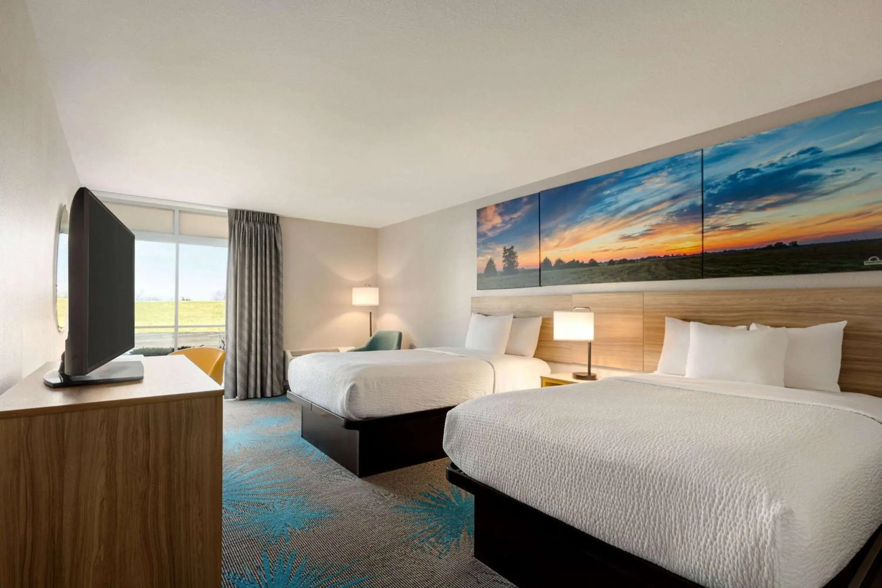 Photo of the whole room, Bed in Days Inn by Wyndham Grand Island I-80 Photo of the whole room, Bed in Days Inn by Wyndham Grand Island I-80