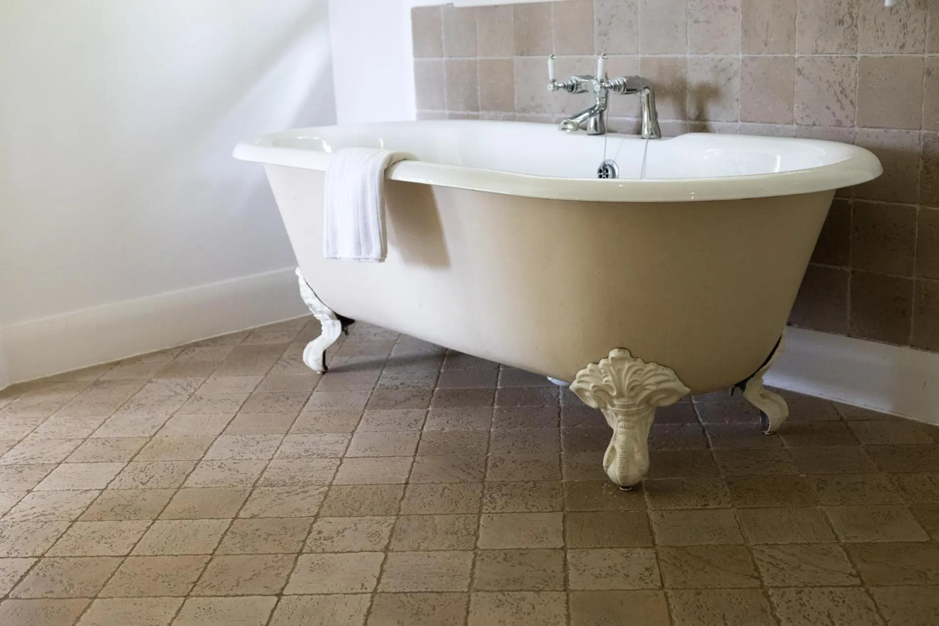 Ardeonaig Hotel & Restaurant