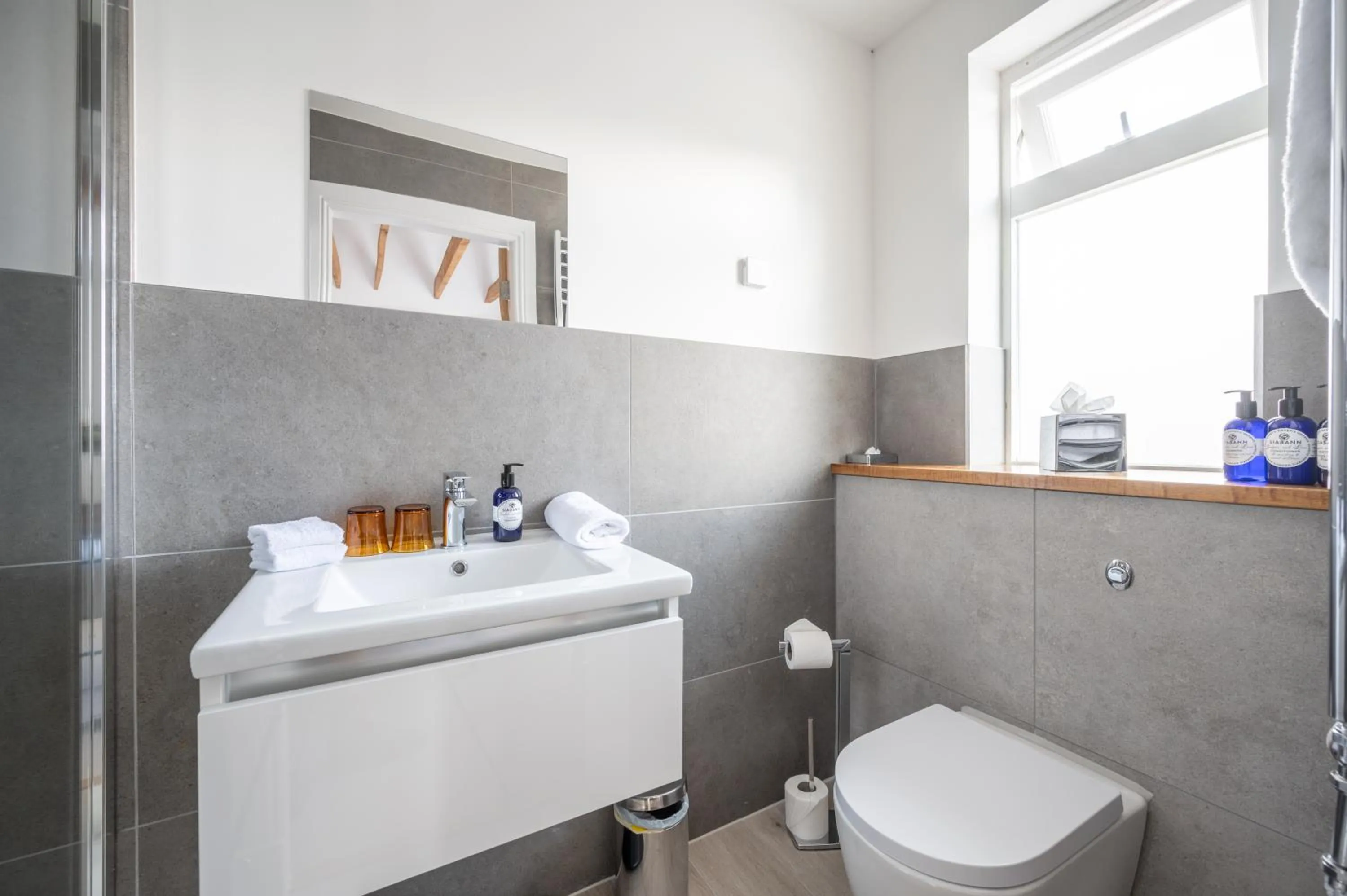 Bathroom in Ardeonaig Hotel & Restaurant