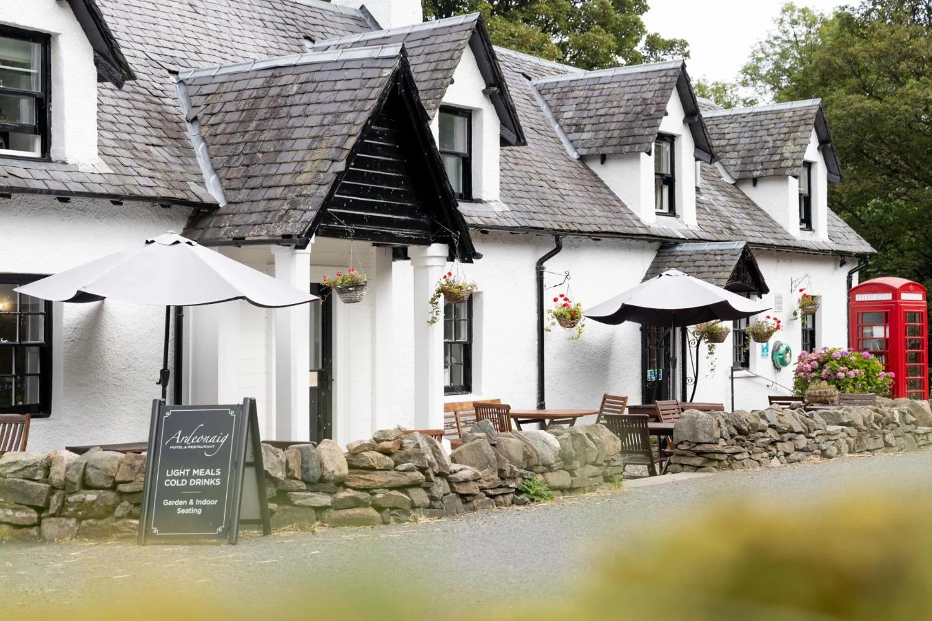 Ardeonaig Hotel & Restaurant