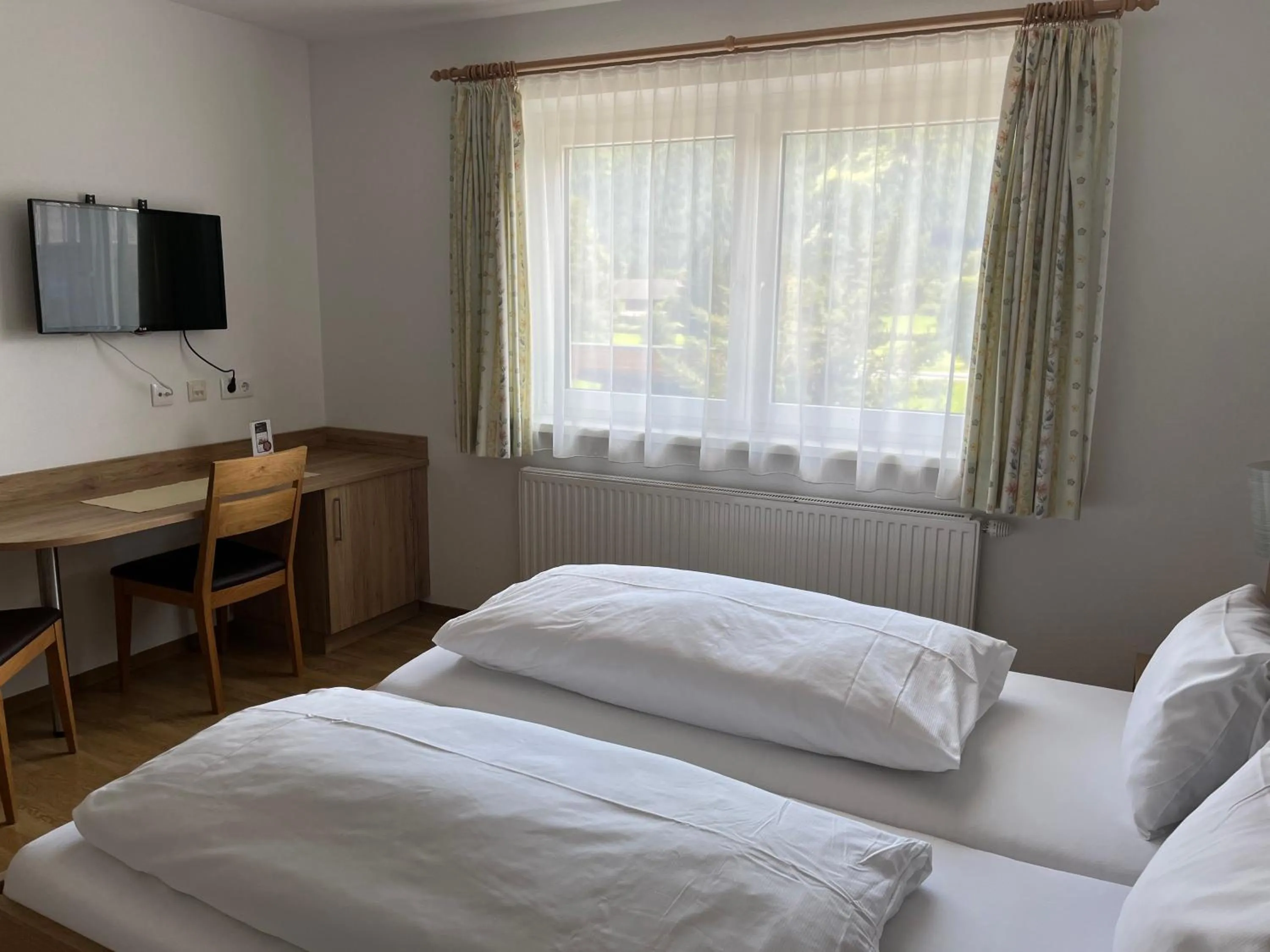 Bed in Landhotel Stofflerwirt