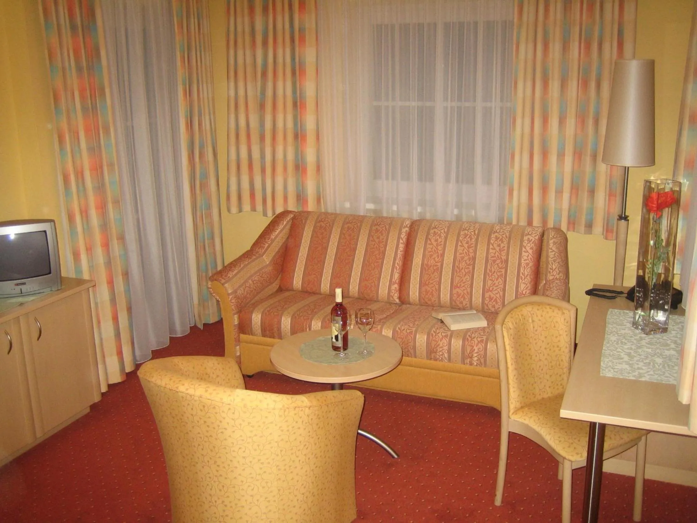 Photo of the whole room in Landhotel Stofflerwirt