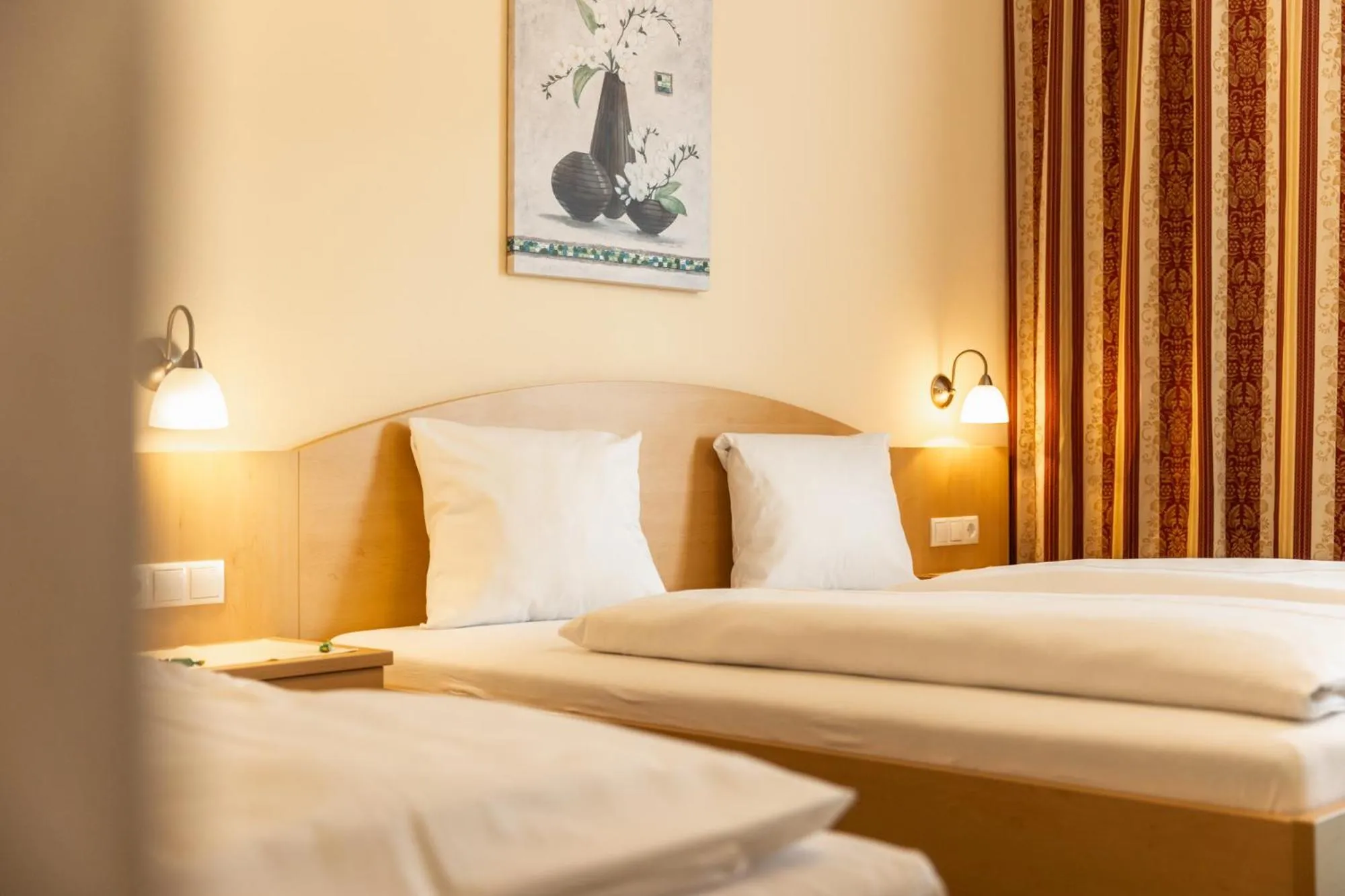 Photo of the whole room, Bed in Landhotel Stofflerwirt