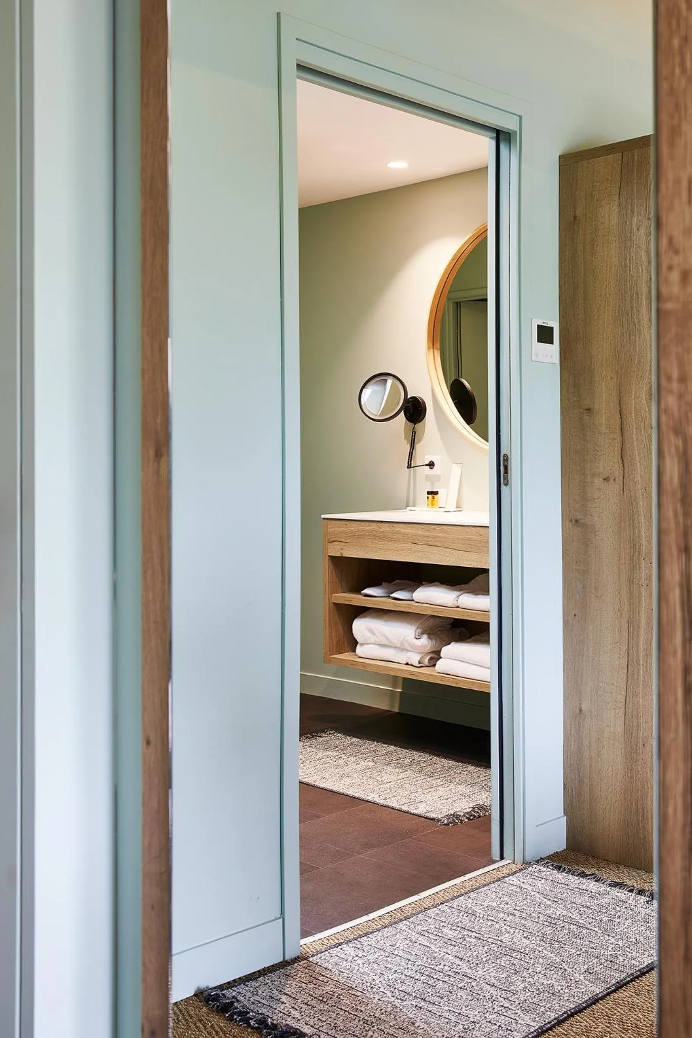 Bathroom, Bed in Hôtel Villa la Renaissance