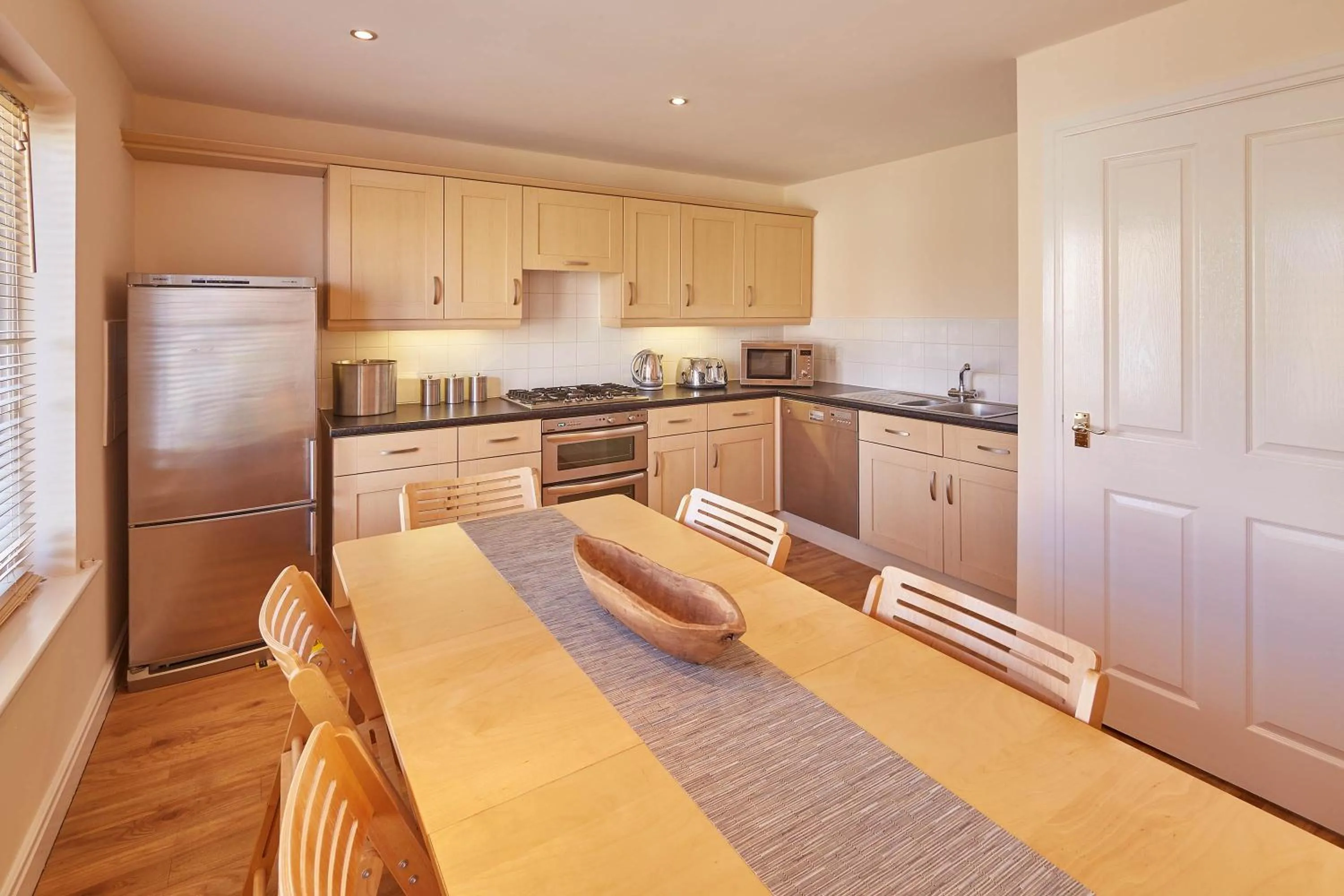Host & Stay - The Scuttlebutt Townhouse