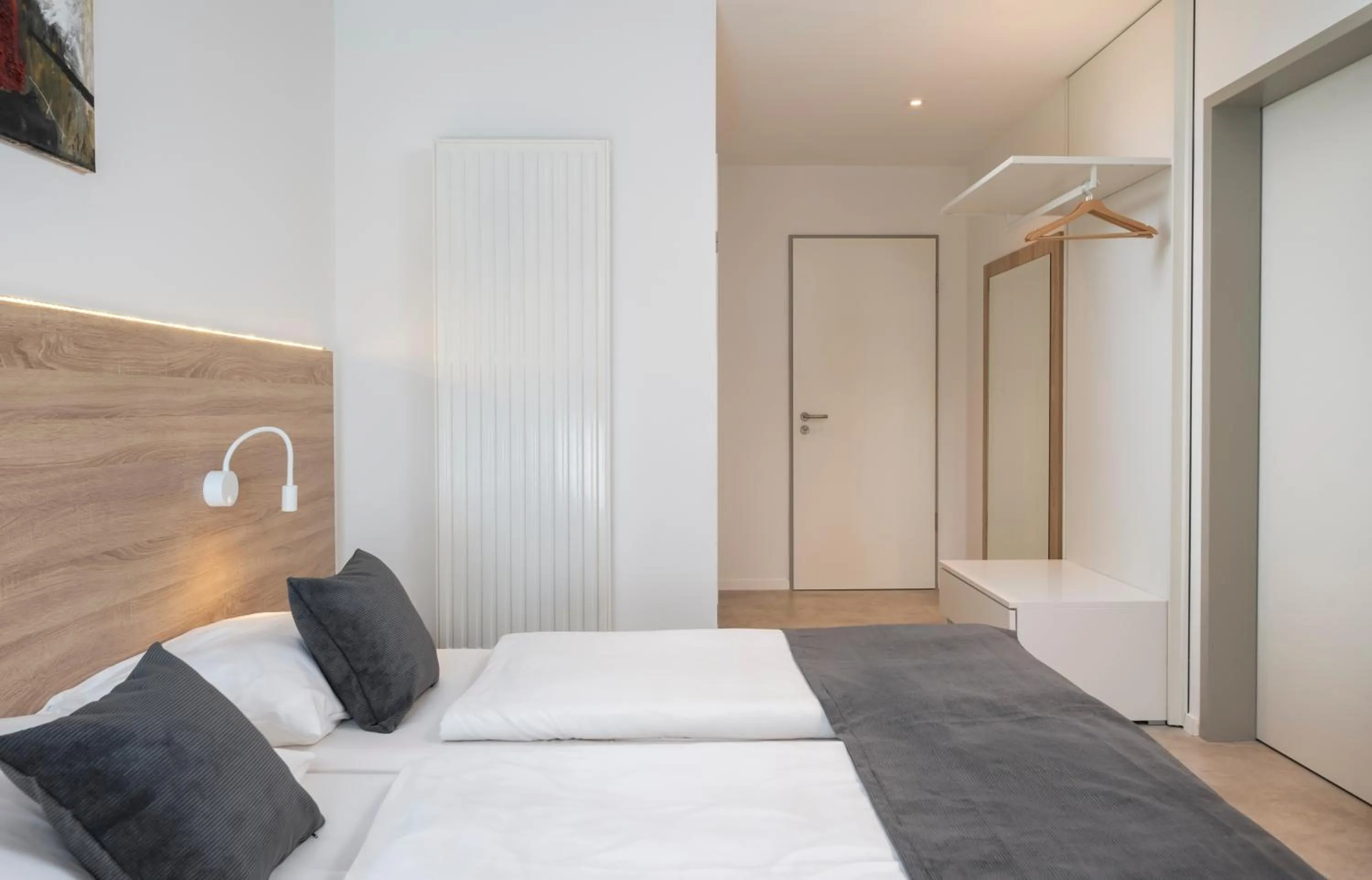 Bed in NOVALIS Hotel by AURUM Dresden